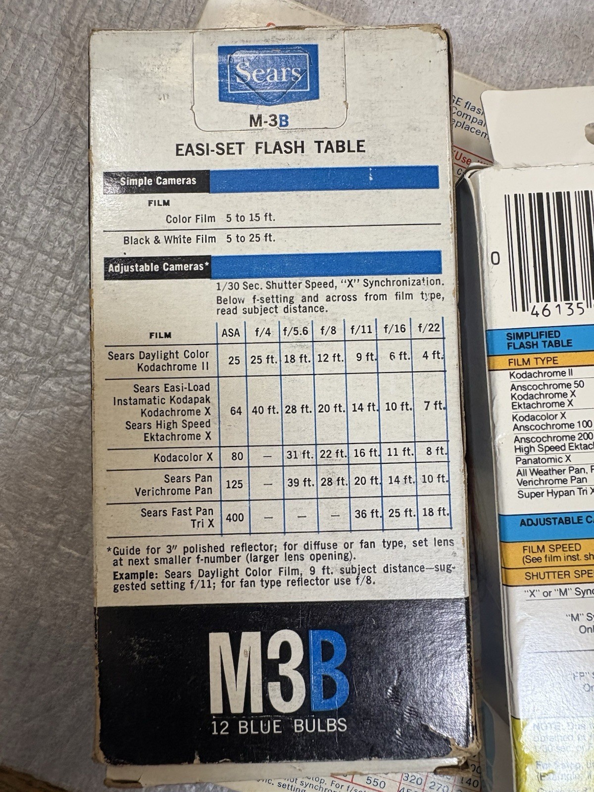 Sylvania GE Sears M3B Flashbulbs Vintage Box of 12 Blue Bulbs NOS New Bulbs