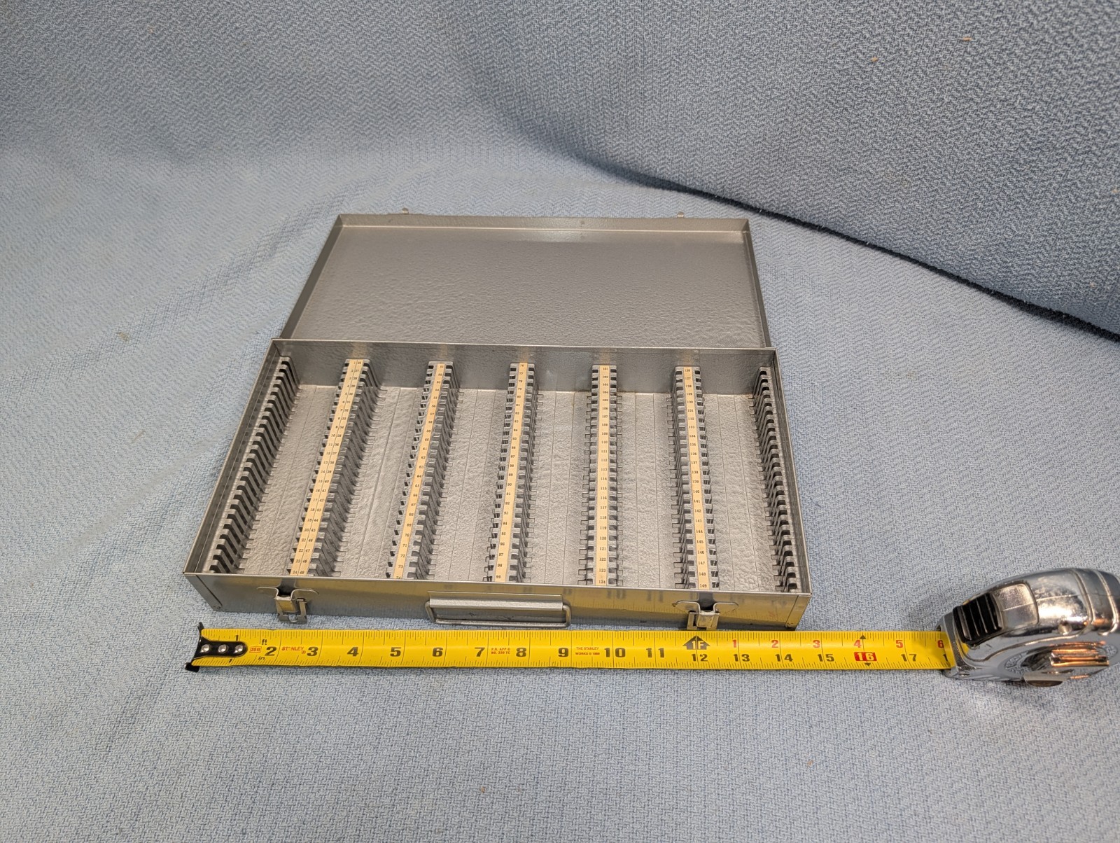 Vintage Metal Photo Slide Storage Box Case Holds 150 35mm Slides or Coins