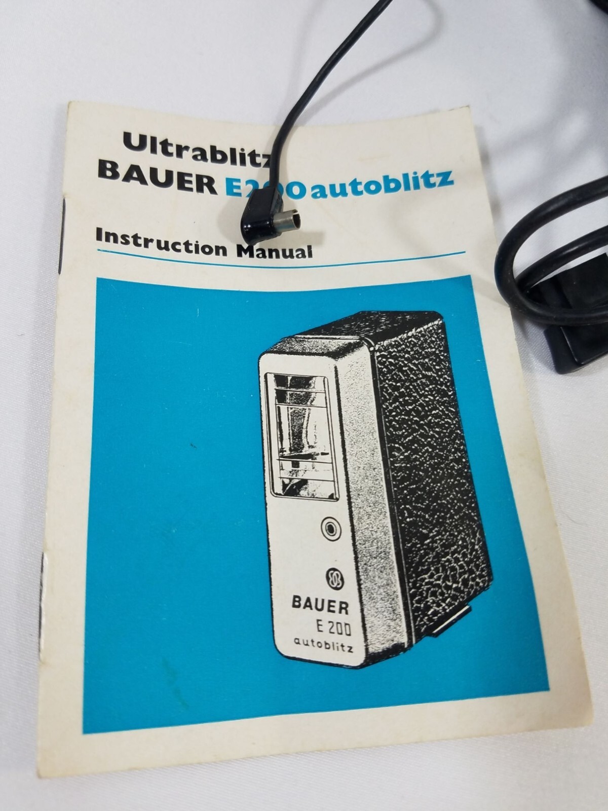 Bauer E 200 Autoblitz Flash With Cord Made In Germany Vintage