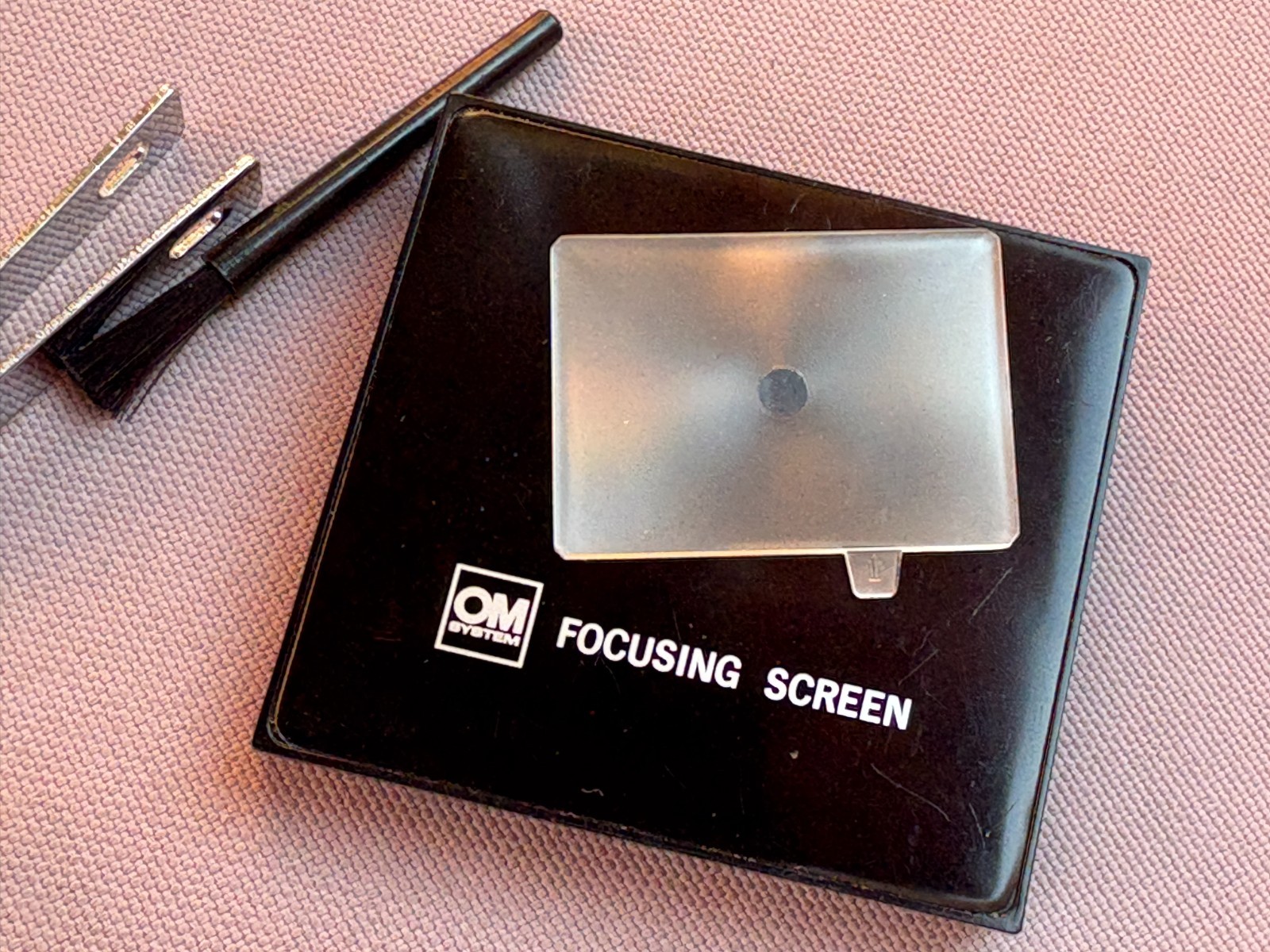 Vintage OLYMPUS OM System FOCUSING SCREEN 1, Box, Case -Photography, Camera