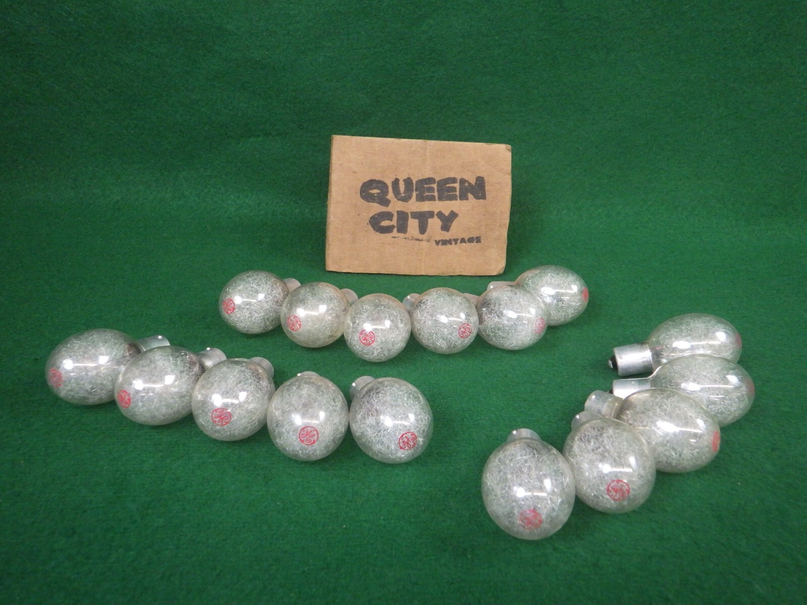 16 Count Vintage GE General Electric Clear Flash Bulbs for photography 1960s-70s