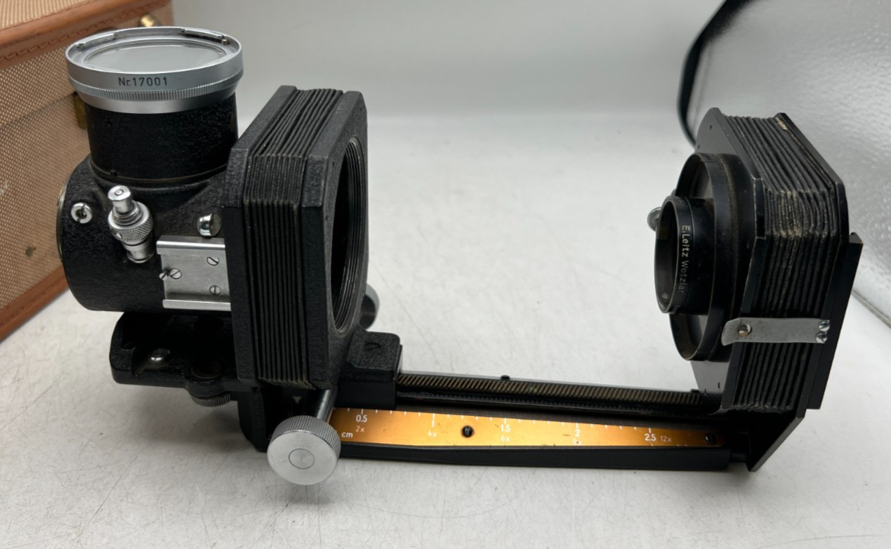 Leitz Leica Visoflex I Focusing Bellows / Mirror Box Finder / Magnifier w/ Case