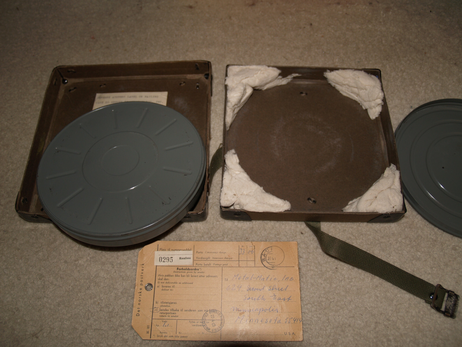VINTAGE Film Reel Canister Case Shipping Box Mailer 8″ X 8″ X 1″ + reel canister