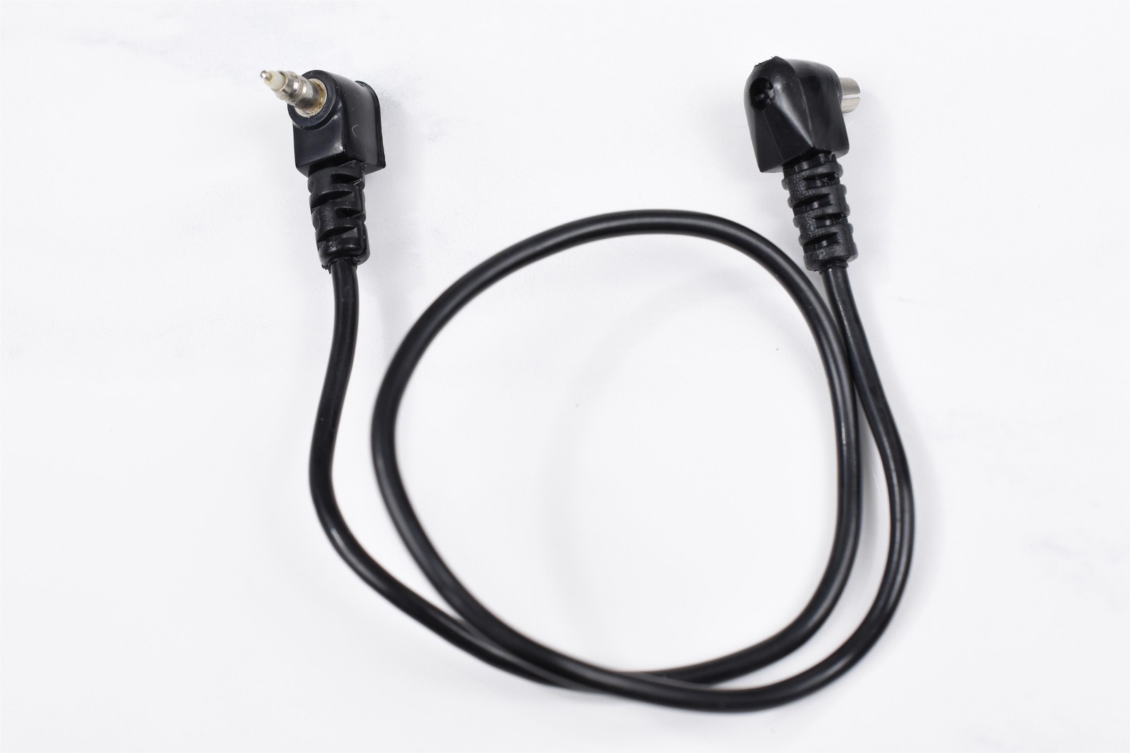Right-Angle 2.5mm to DC Barrel Female Adapter Cable 12in Works