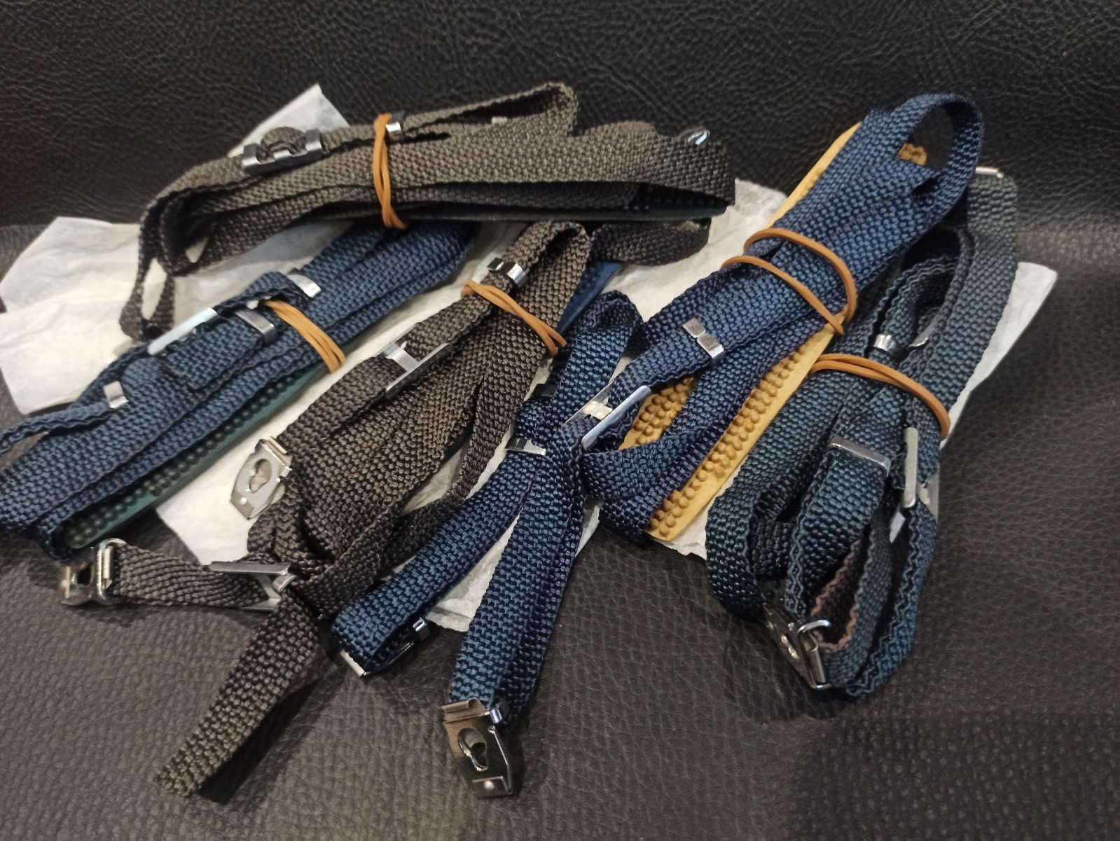 Original neck strap with fasteners for Kiev 6 60 88 shoulder medium format 1 ps