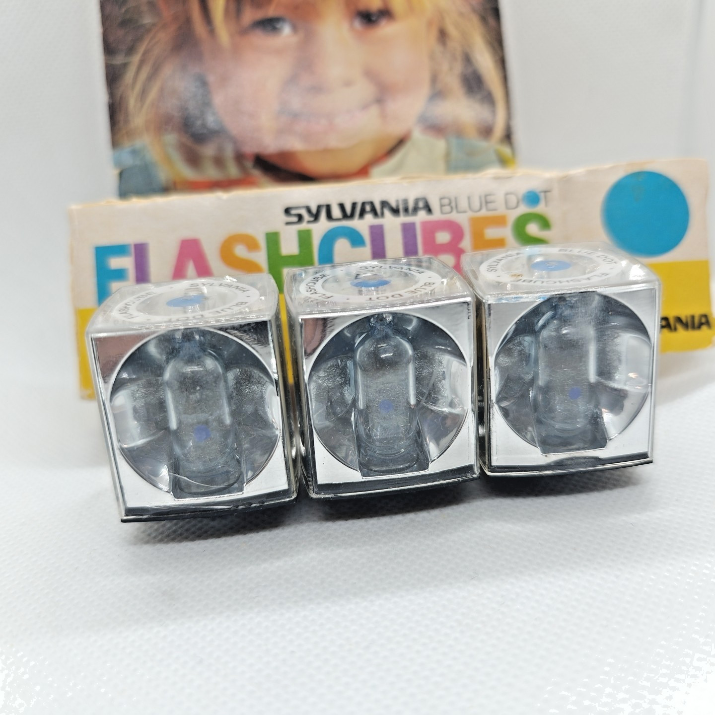 Sylvania GTE Blue Dot Flash Cubes Unused Vintage for Cameras nos