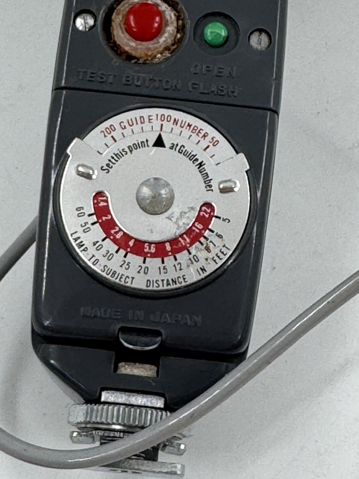 Honeywell Vintage Tilt-A-Mite Camera Flash Gun Collapsible Fan with Bulbs