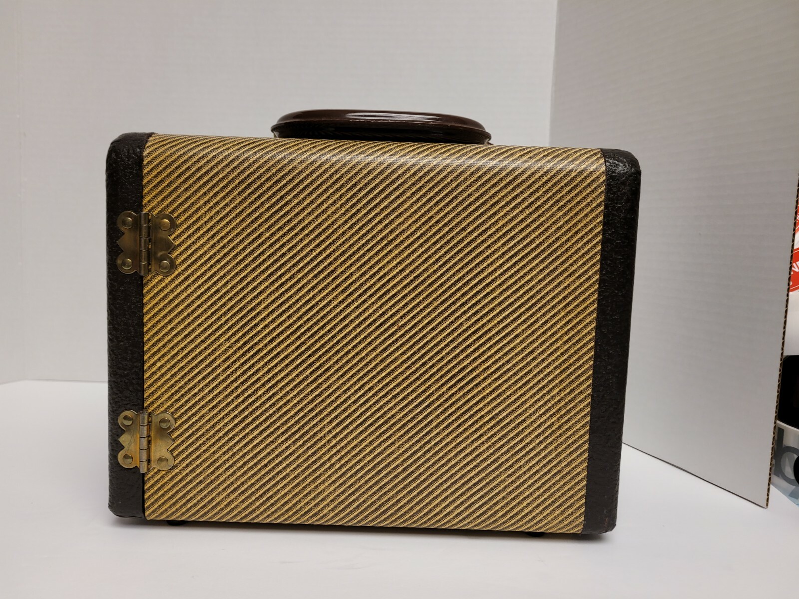 VINTAGE BARNETT & JAFFE SLIDE HOLDER CASE