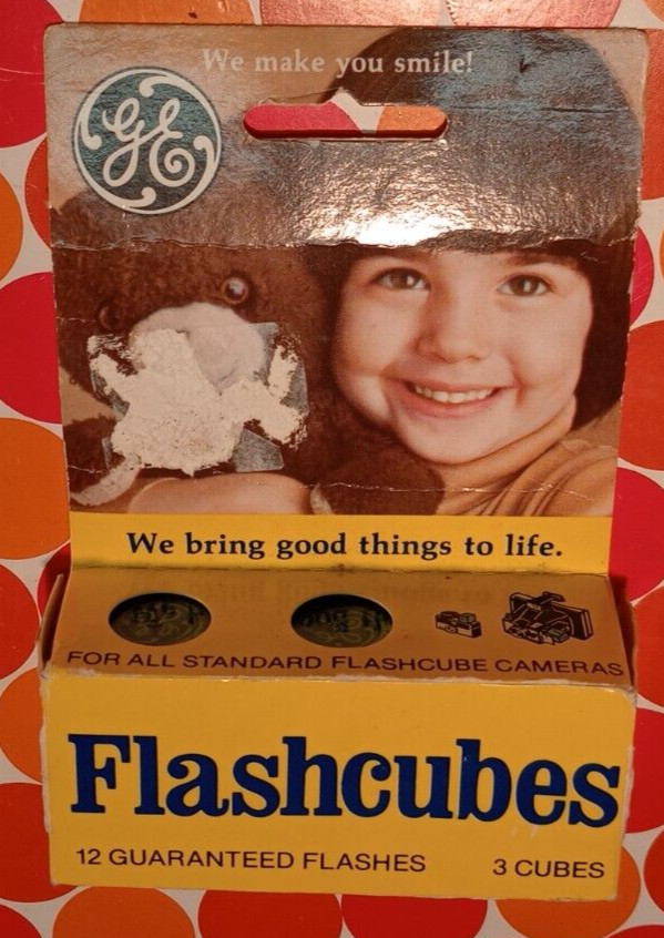 Vintage GE Flash Cubes 3 cubes 12 flashes for Standard Flash Cube Cameras