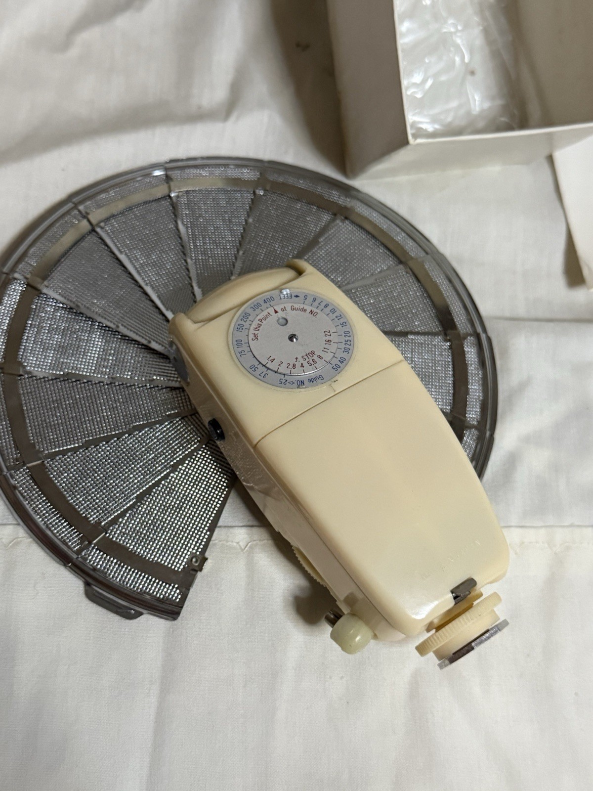 Alpex Deluxe Swivel Camera Flash Gun Vintage Original, B.C. Type