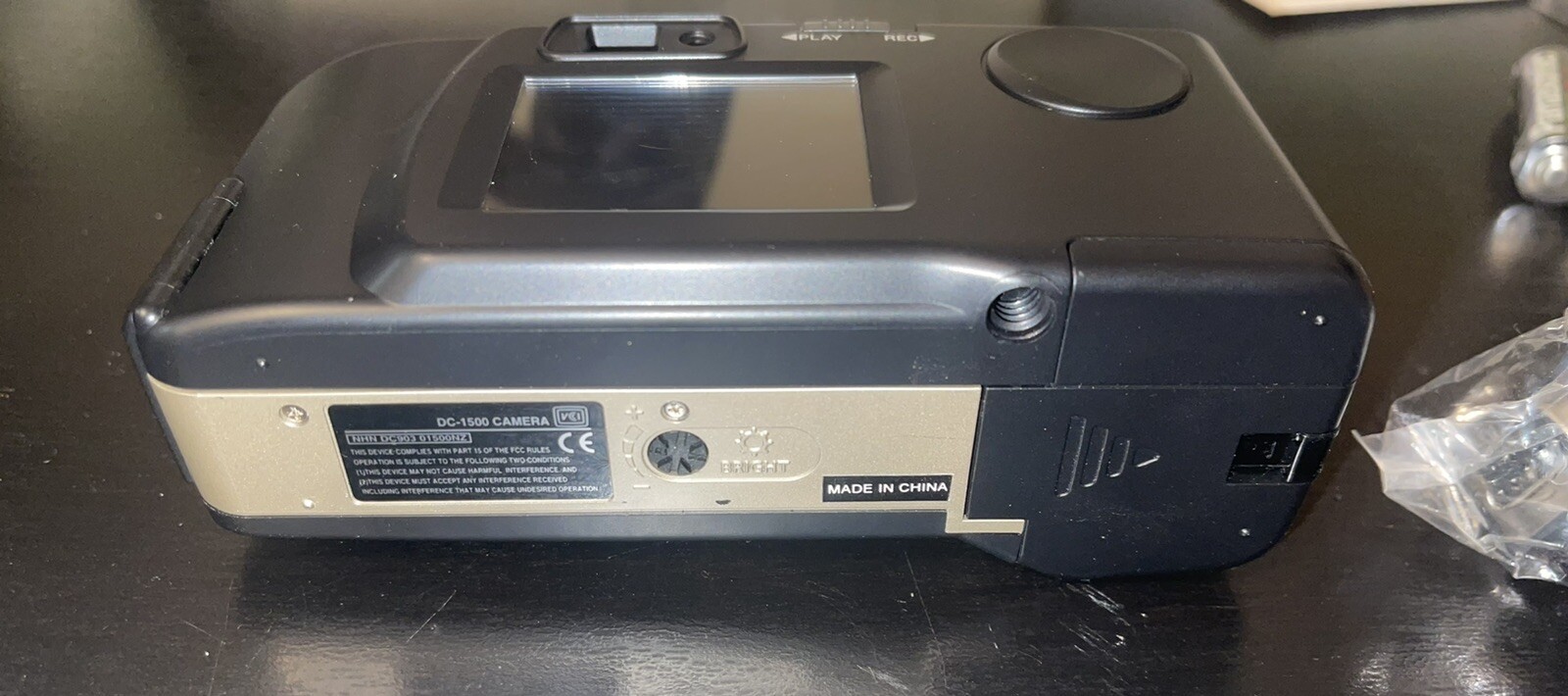 Vivitar ViviCam 3500 1.4MP Digital Camera DC-1500 1999 UNTESTED Parts Or Repair