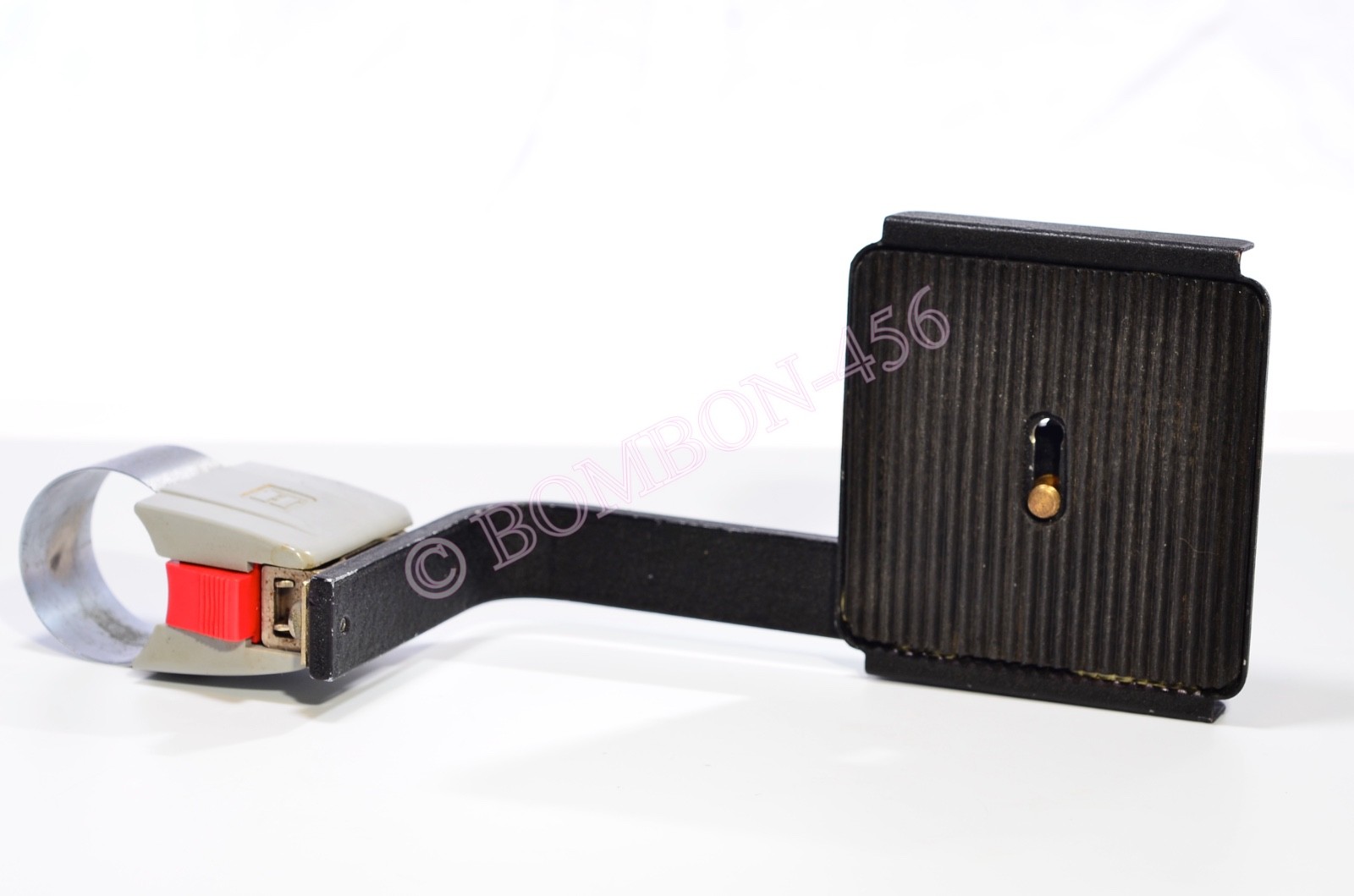 GENUINE VINTAGE ROLLEI ROLLEIFLEX TLR CAMERA FLASH BRACKET-XLNT + QUICK RELEASE