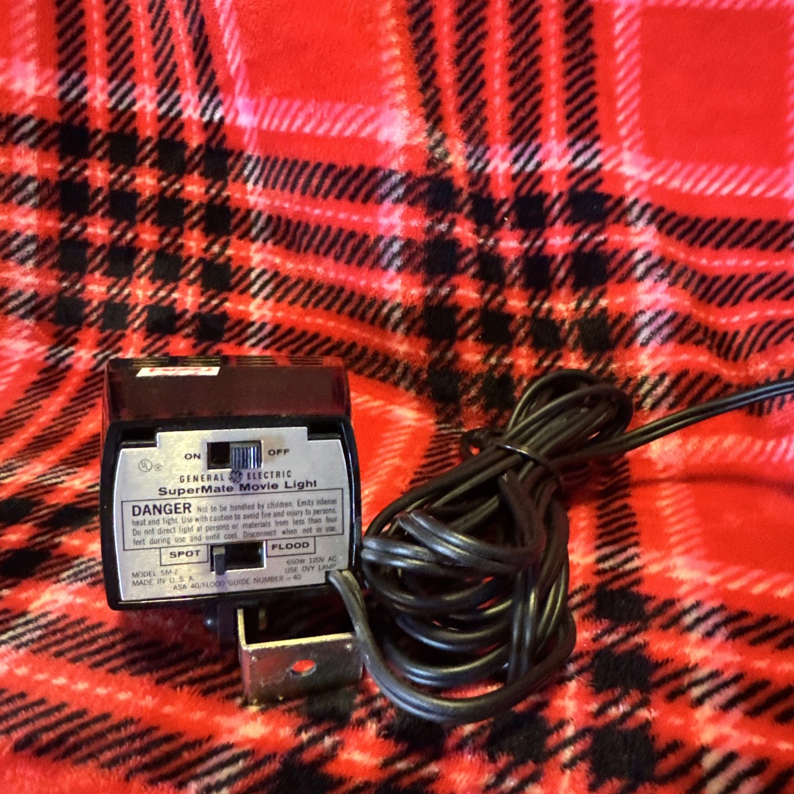 Vintage 80s General Electric Supermate Movie Light Model SM-2-Tested and Working