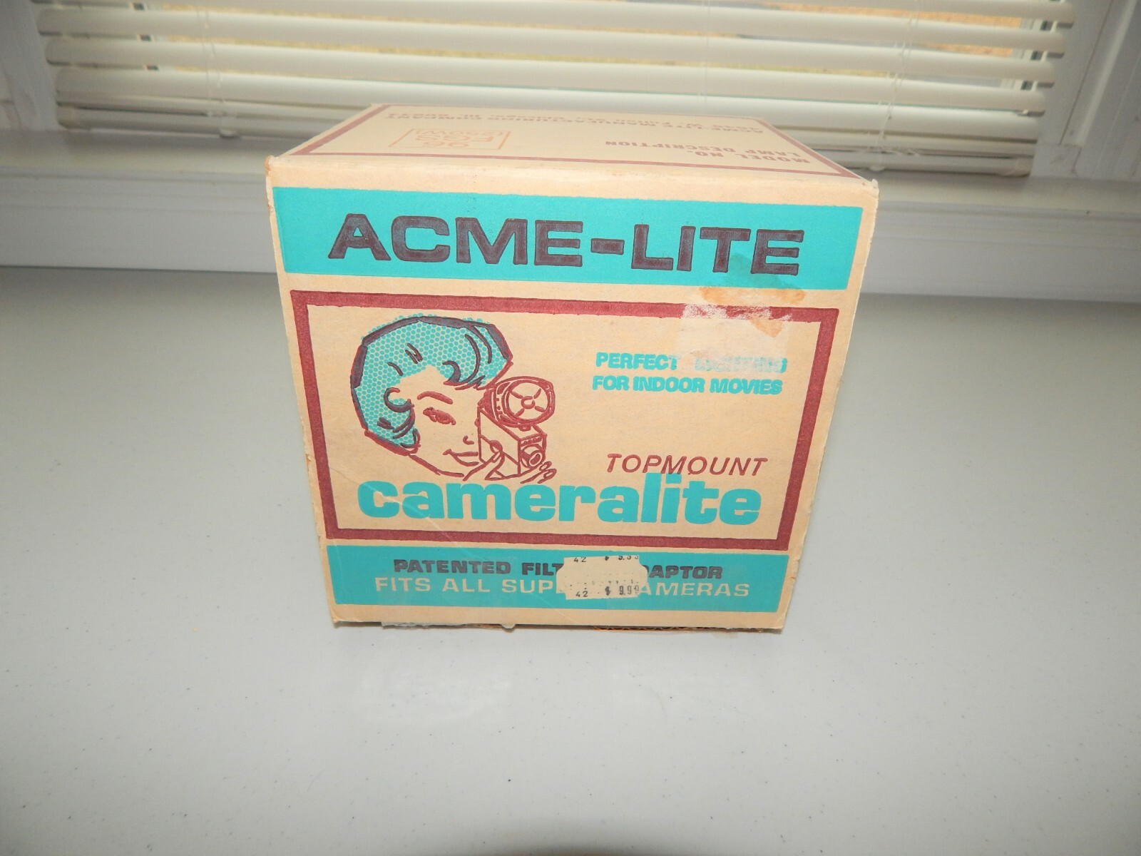 Vintage Acme-Lite Beam Movielite Model 96 Fits Super 8 Cameras PRISTINE w/ box
