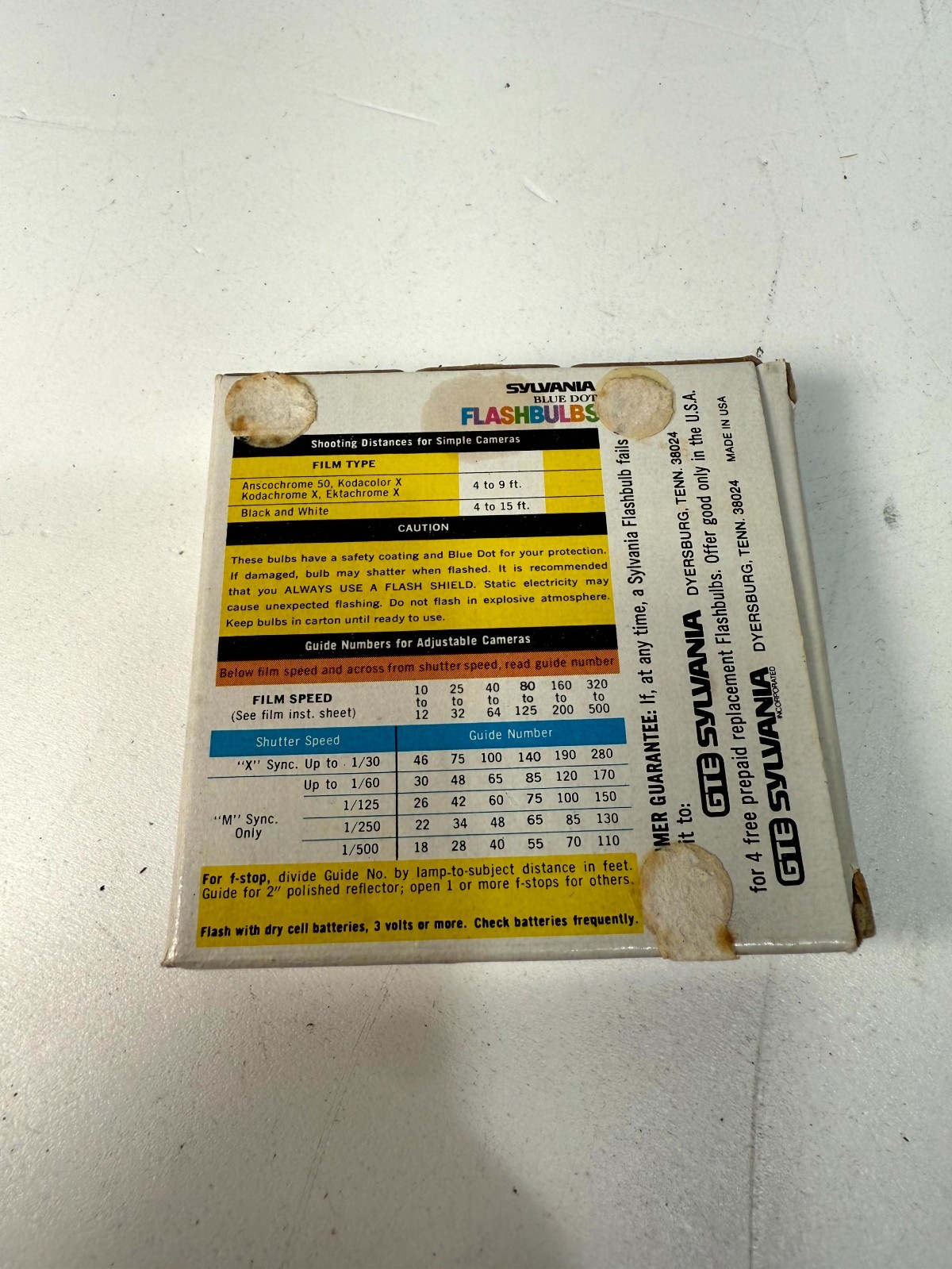 Vintage GTE Sylvania Blue Dot Daylight Color AG1B Camera Flashbulbs (12 Pack)