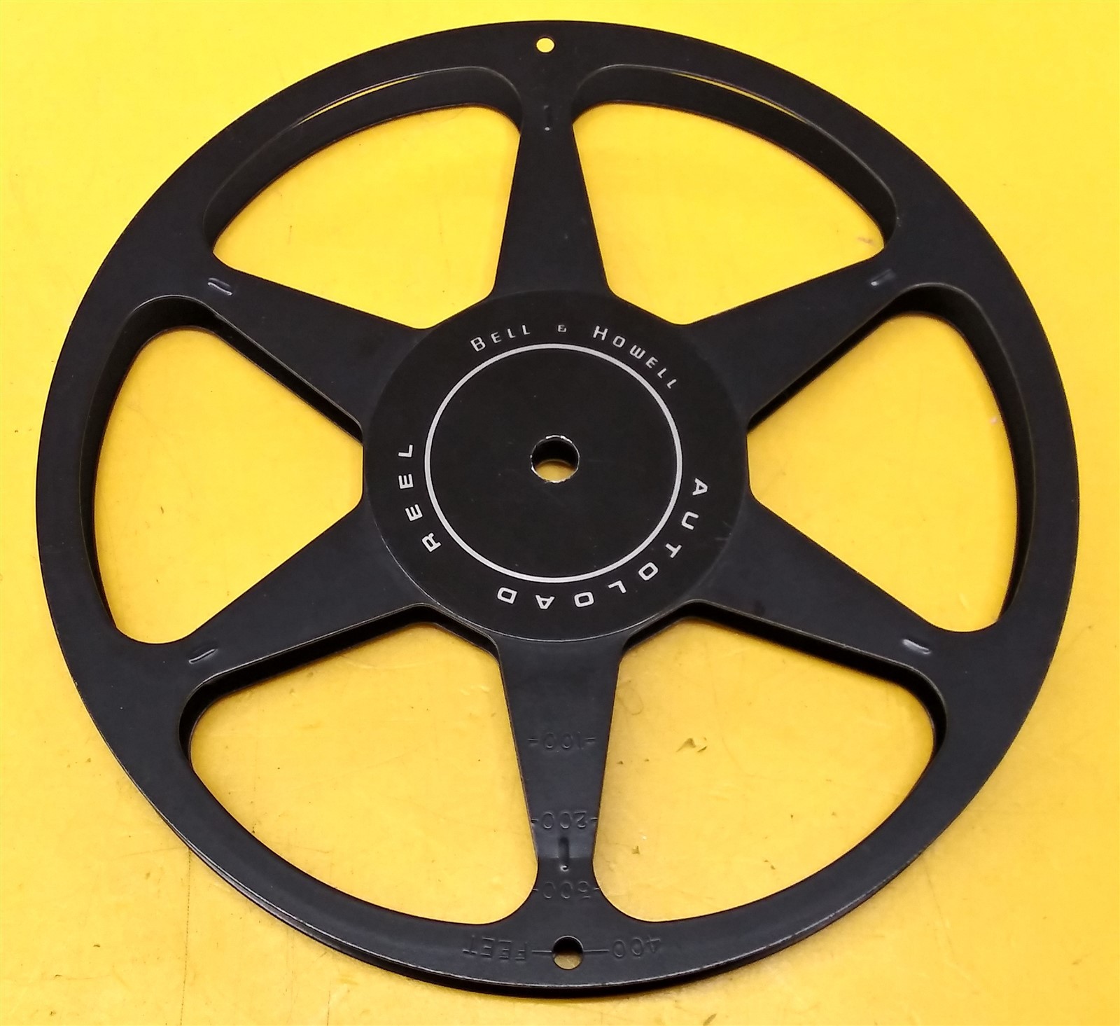 ⭐️⭐️⭐️⭐️⭐️ Bell & Howell Autoload 8mm Film Reel Metal Spool 400ft. w Canister