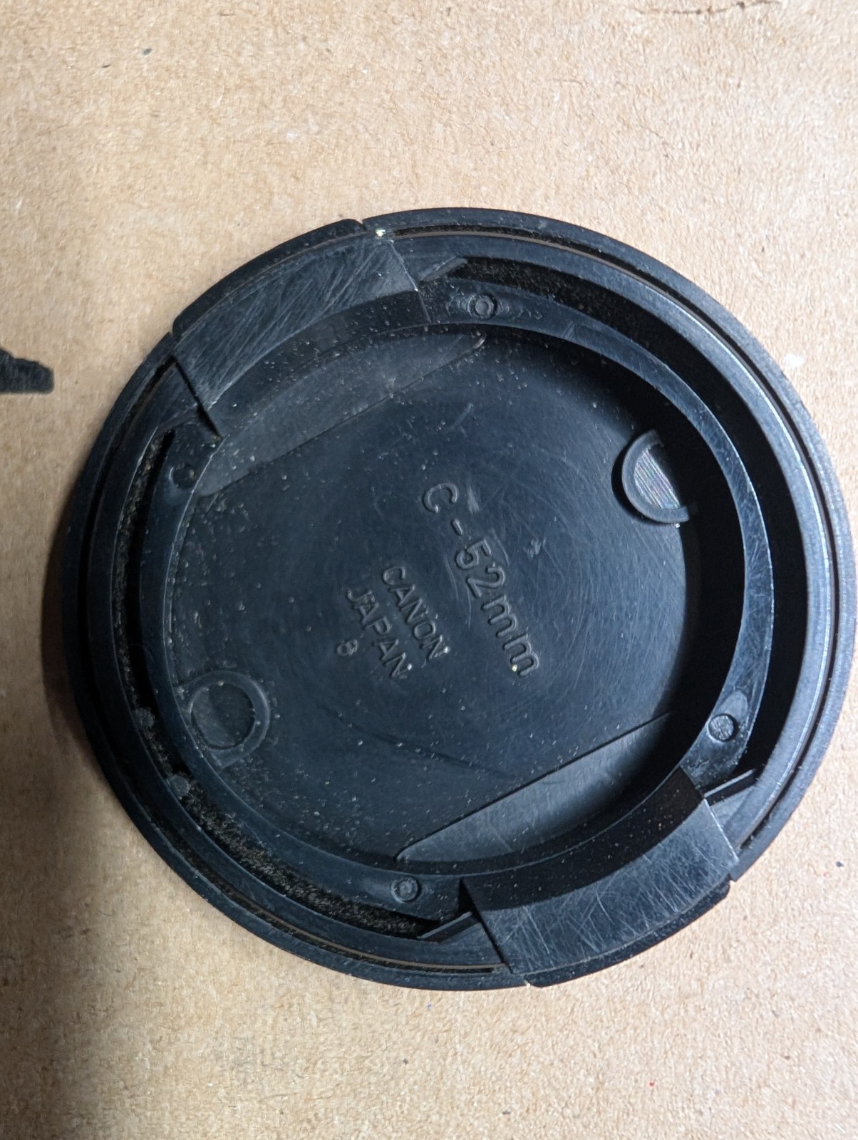 Canon C-52mm Front Pinch Lens Cap – Genuine Original – Made in Japan