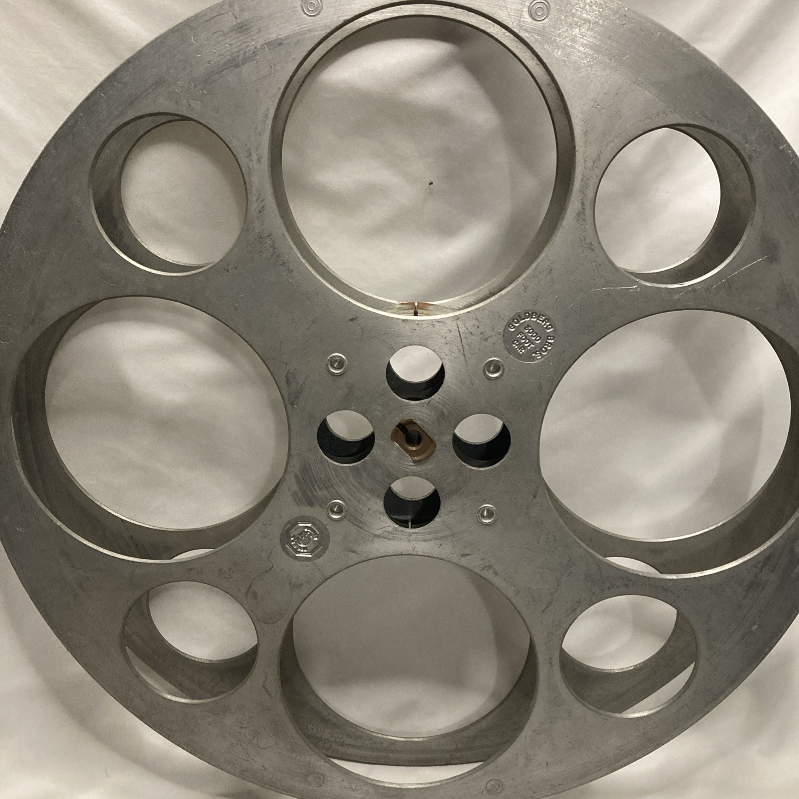 35MM Aluminum Goldberg Brothers Bros Film Reel 17″ Fixed HUB 3000′ Foot Feet FT