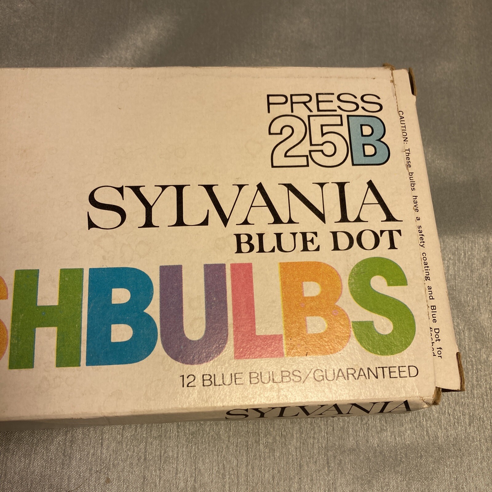 Sylvania Blue Dot Press 25B Vintage Camera Photo Flash Bulbs, Box of 11 Vintage