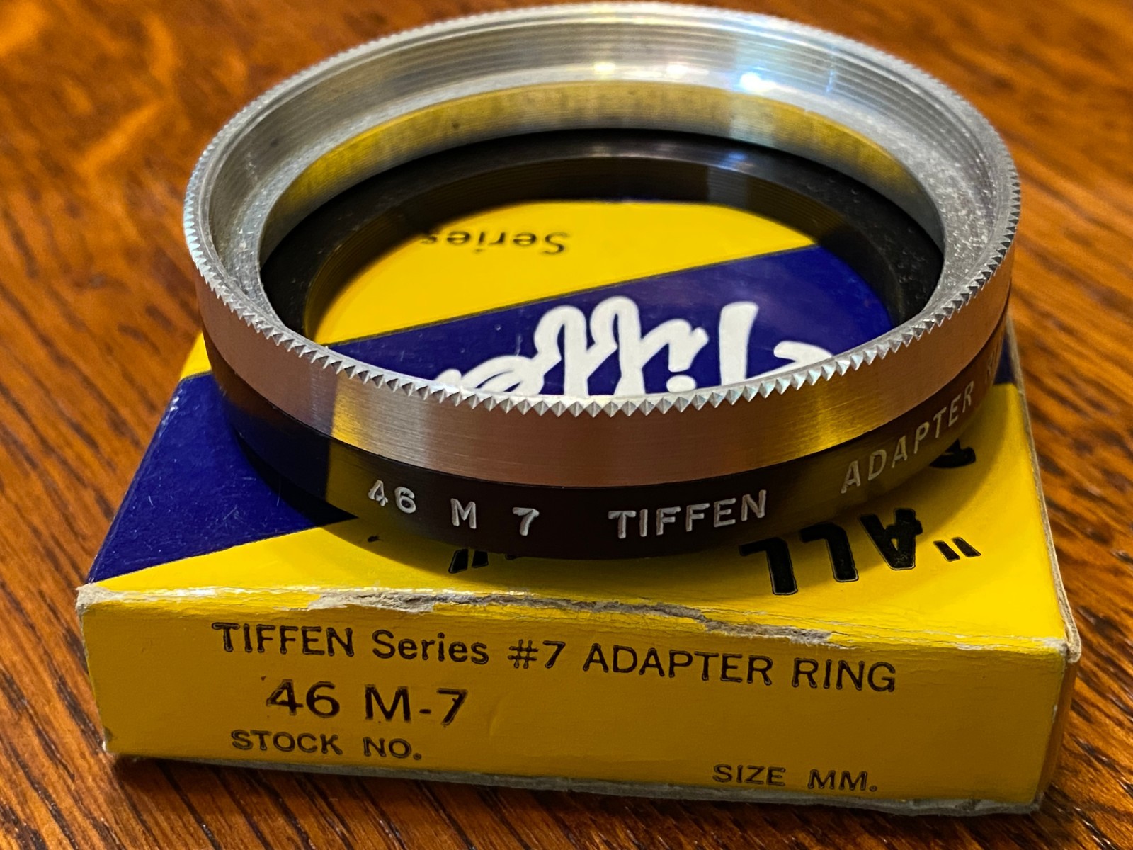 Tiffen Series #7 Adapter Ring 46 M-7 Camera Lens VII 49SO7