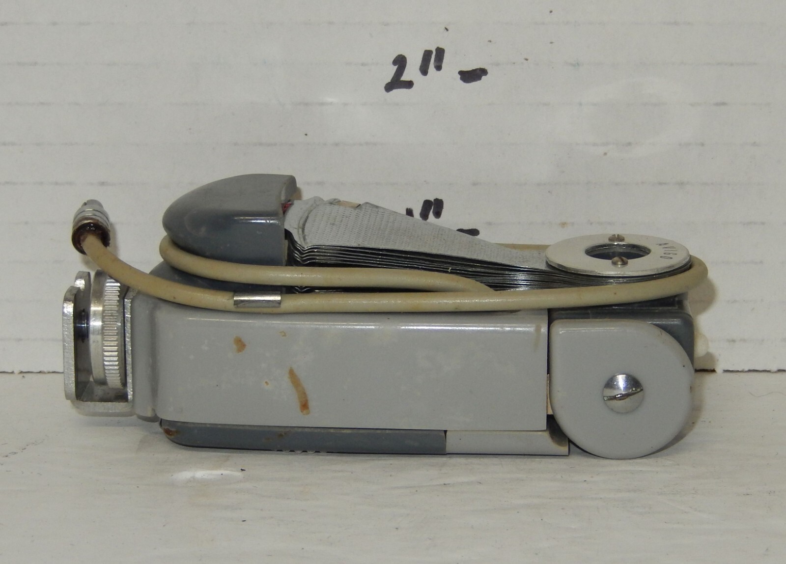 Vintage Avigo Crown Pocket Fan Flash Gun Tilting Head and Cable