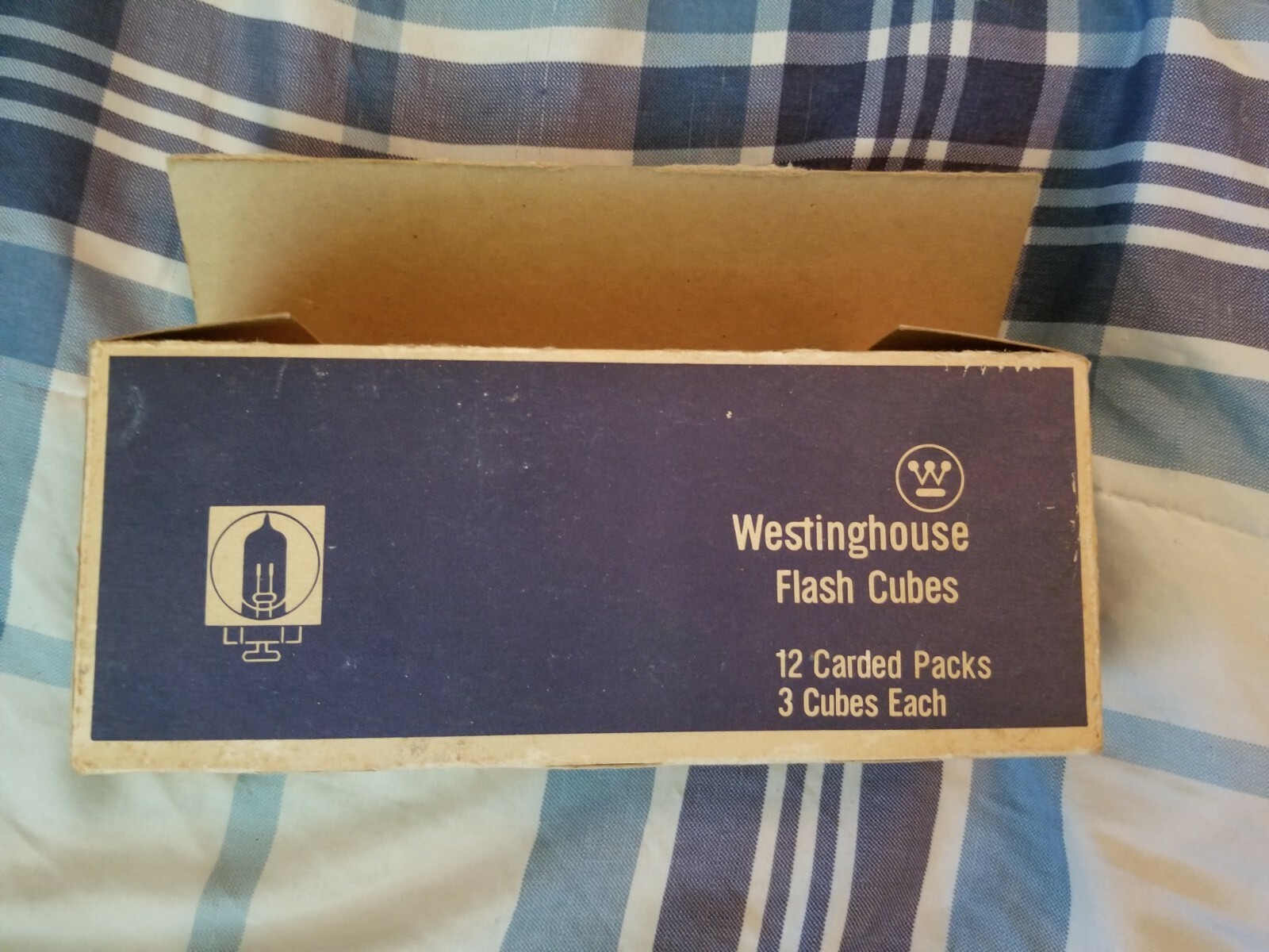 Vintage Flash Bulbs Westinghouse Color Balance Original Box 36 Bulbs 144 flashes