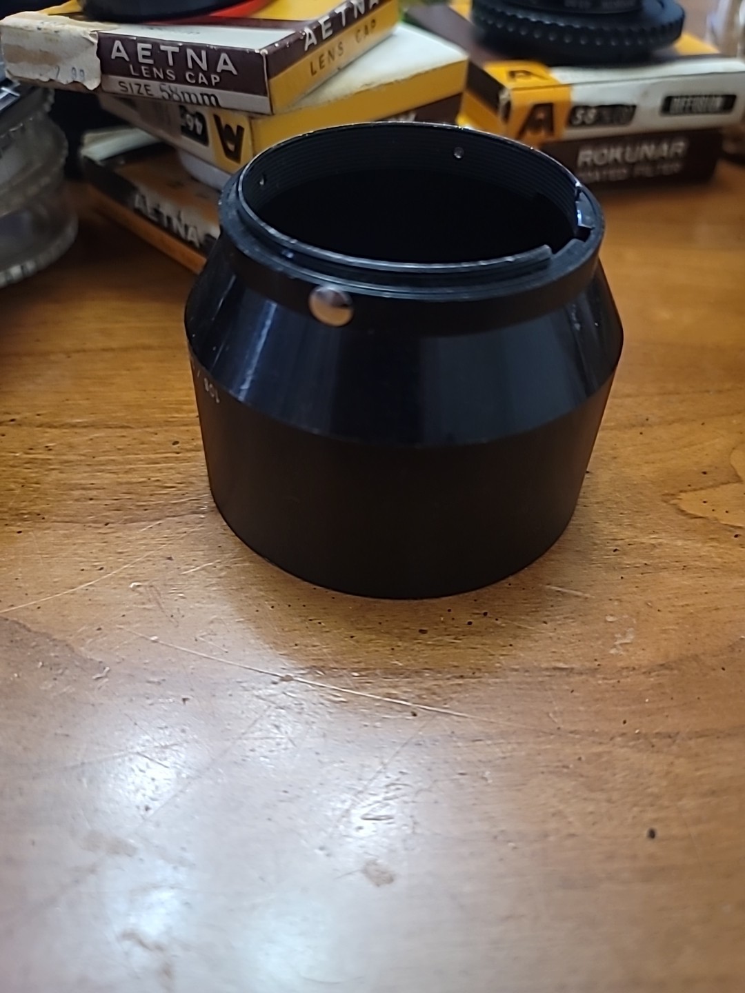 Nikkor 135mm f/3.5 Camera Lens Hood 105/ 2.5. Used
