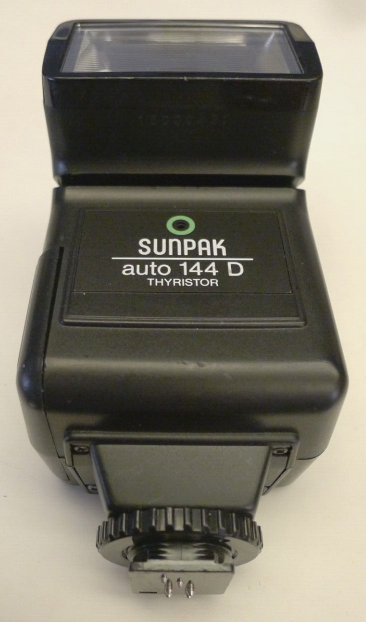 Sunpak Auto 144 D Thyristor Hot Shoe Flash – TESTED