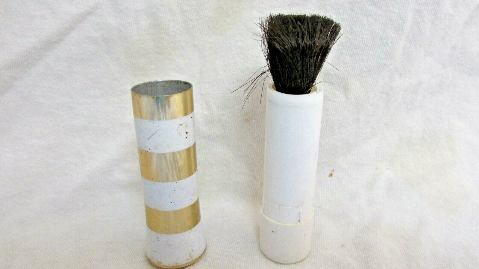 VINTAGE CAMERA LENS BRUSH