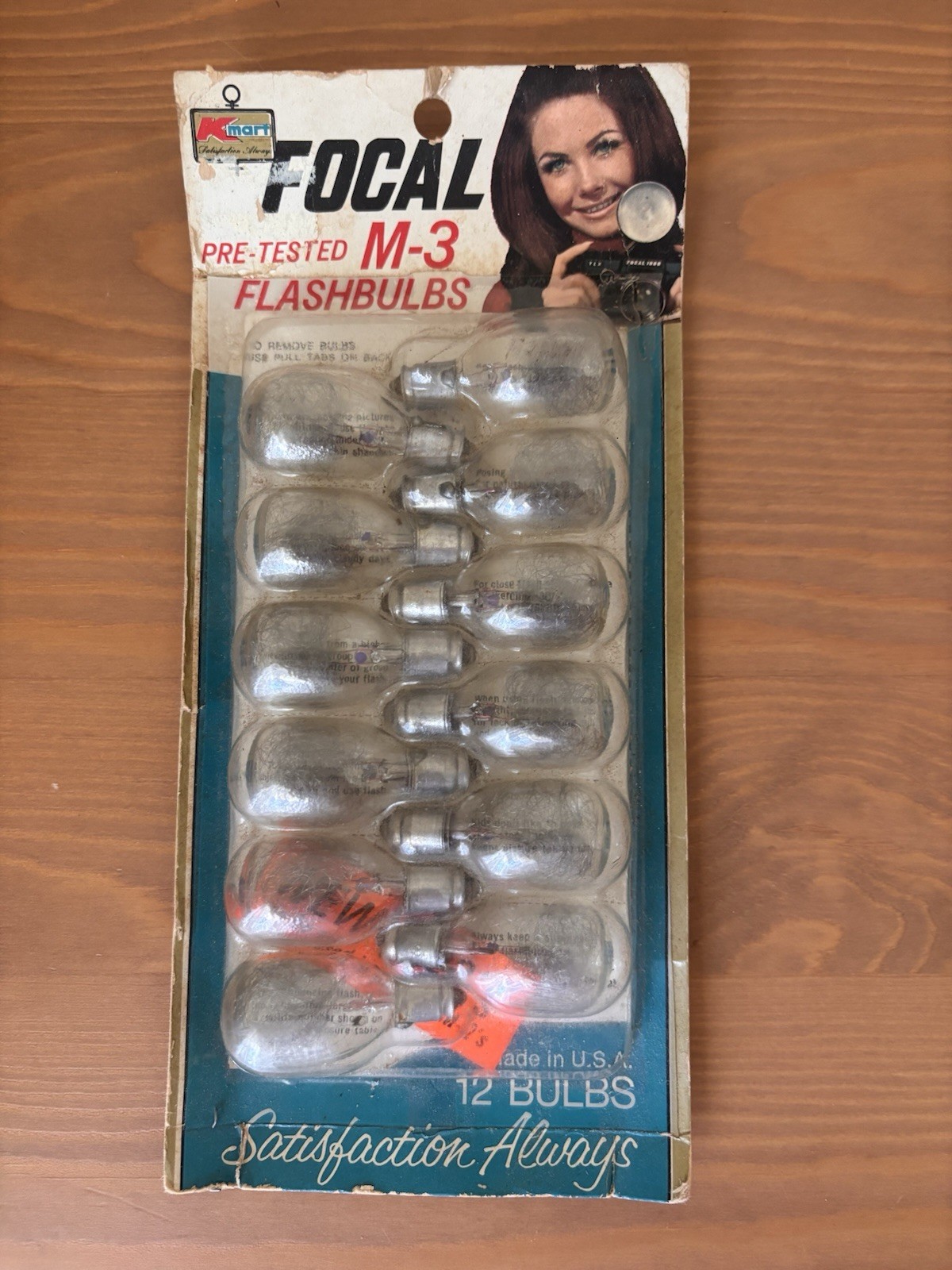 Lot of Vintage Sylvania Blue Dot Flashbulbs M3 in original packaging 72 bulbs