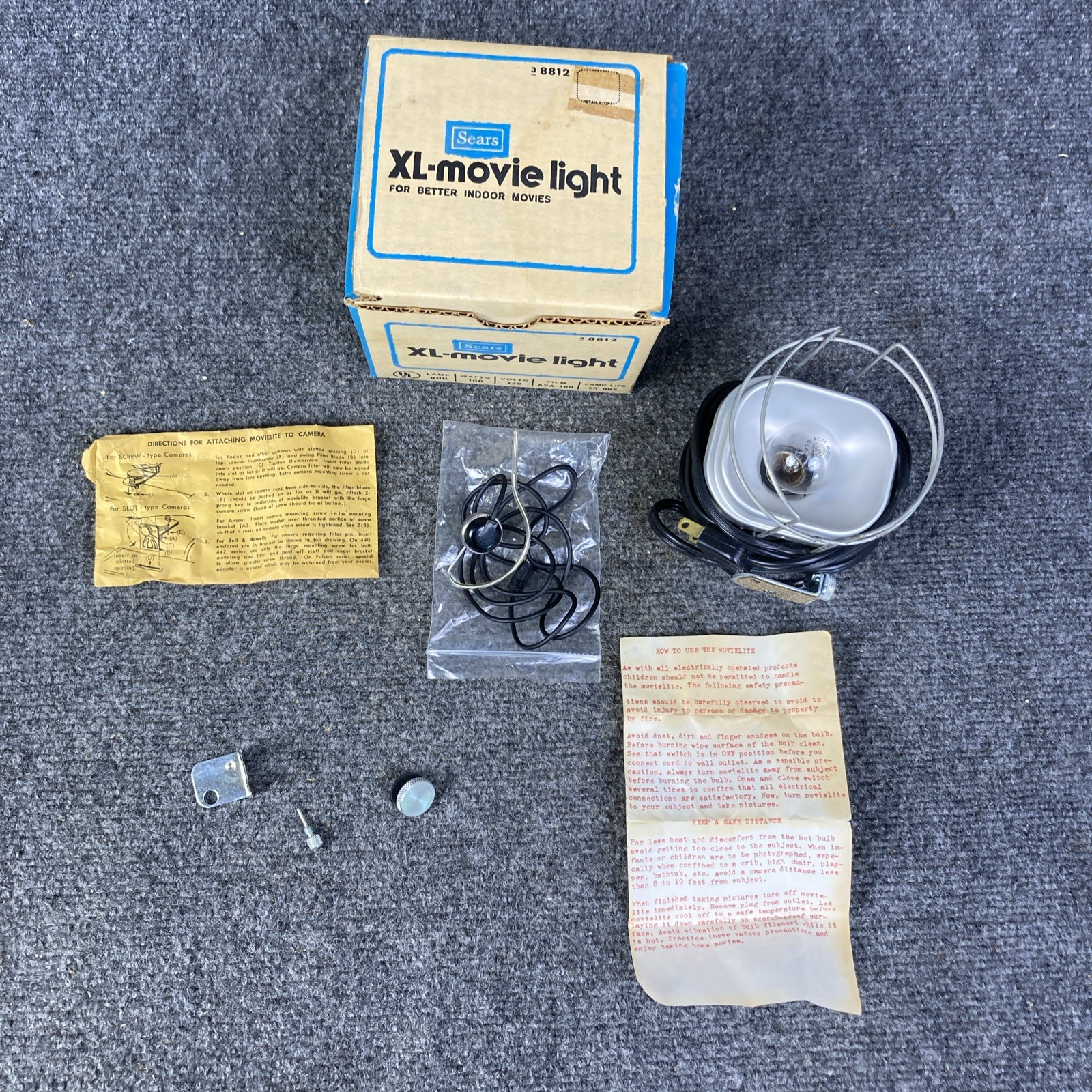 Vintage Sears XL-Movie Light for Movie Cameras 38812 WORKS MINT in Box
