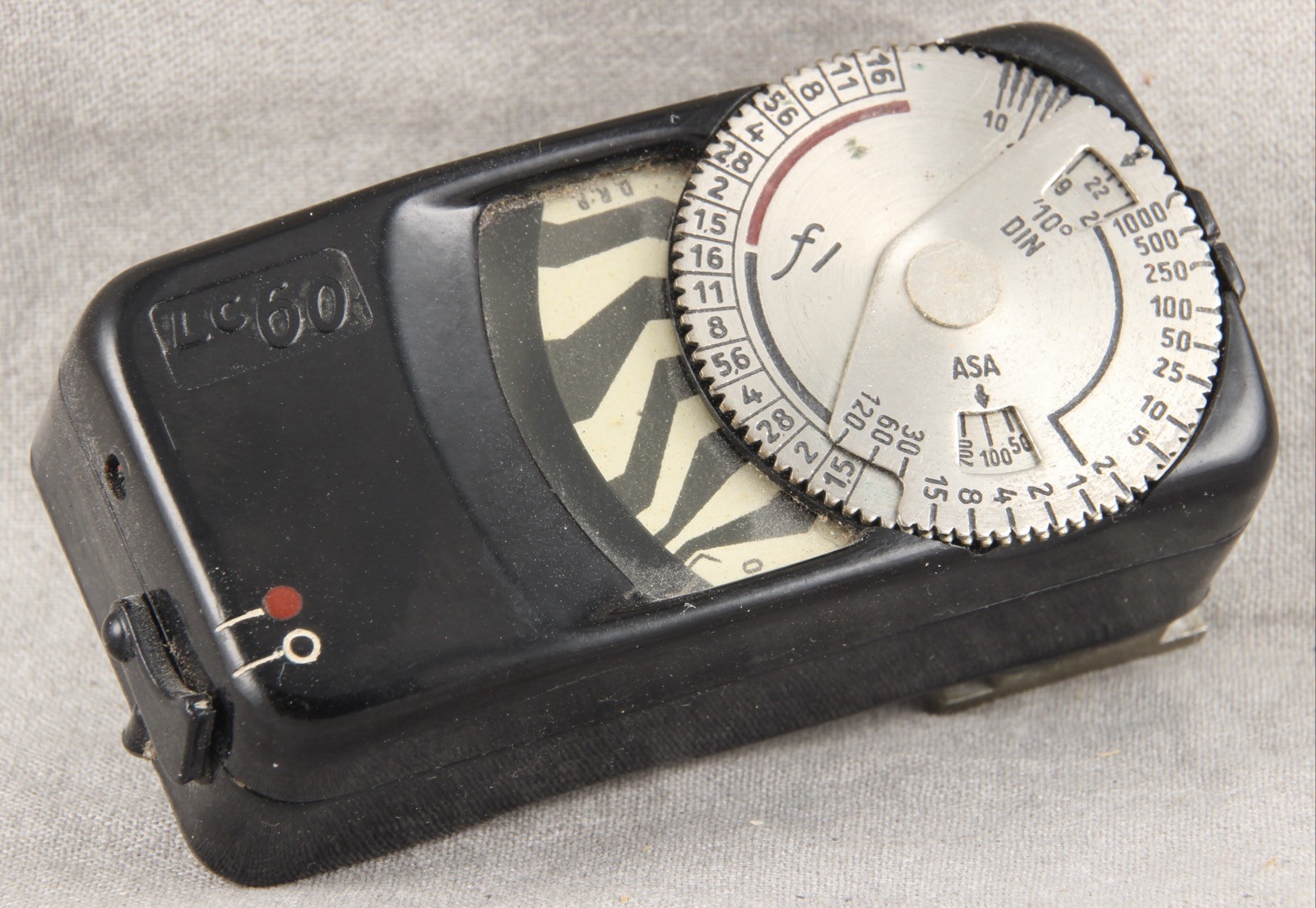 Bakelite LC-60 Light Meter, Erratic Function, D.R.P.