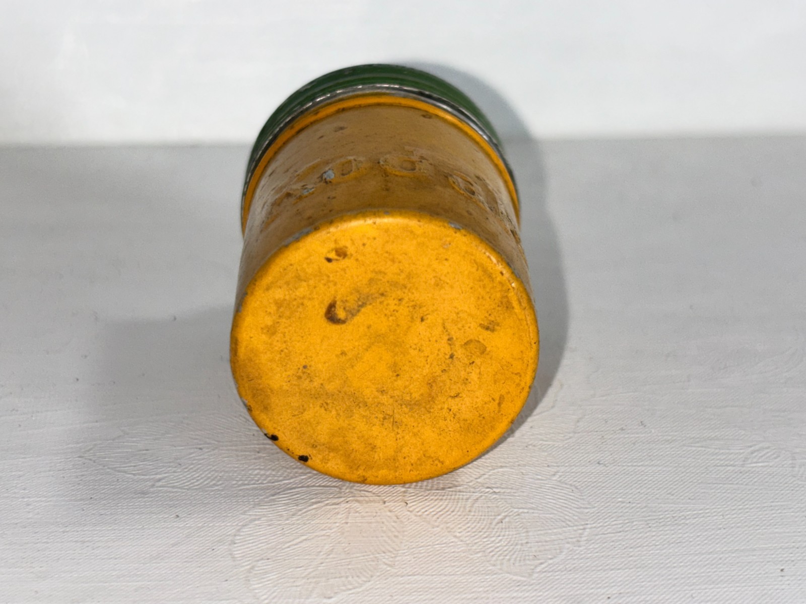 Kodak Film Metal Tin Canister 35mm Vtg Yellow Green Empty Photography Camera Can
