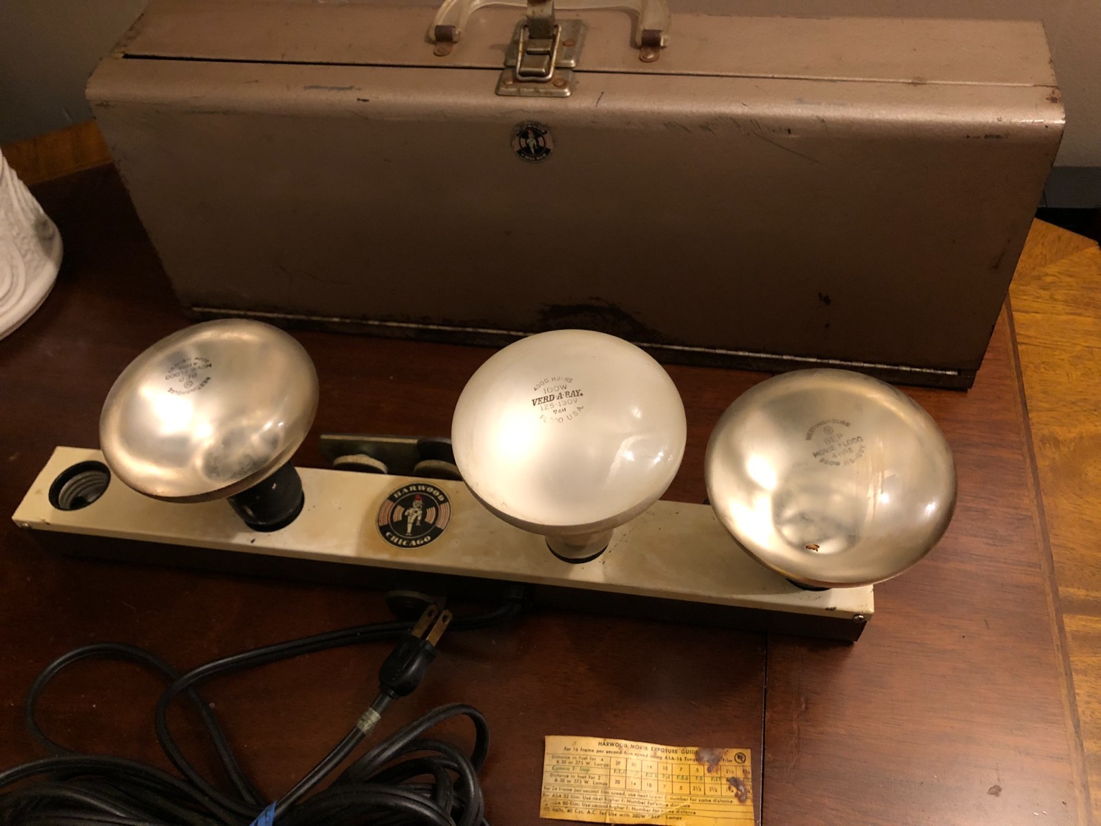 Vtg Harwood Chicago 4-Light Movie Bar Photography Floodlight w/ Metal Case WORKS