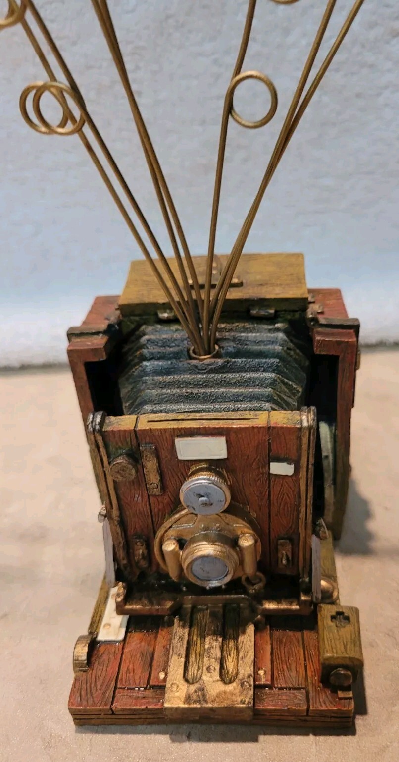 Darice Antique Style Camera Photo Or Card Holder – Early 19th Century Camera