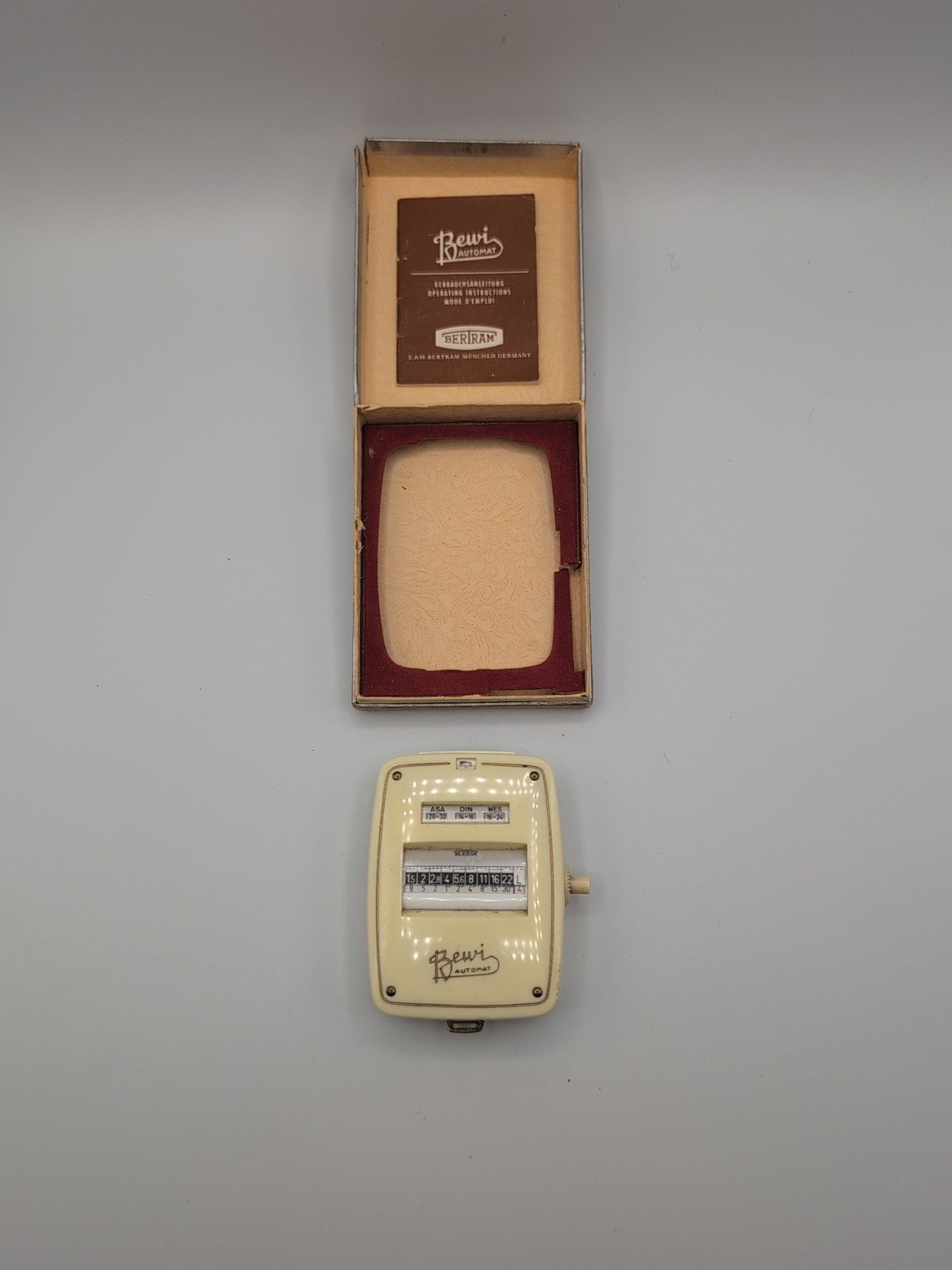 Vintage Bewi Automat Light Meter w/ Bertram Box & Manual EUC