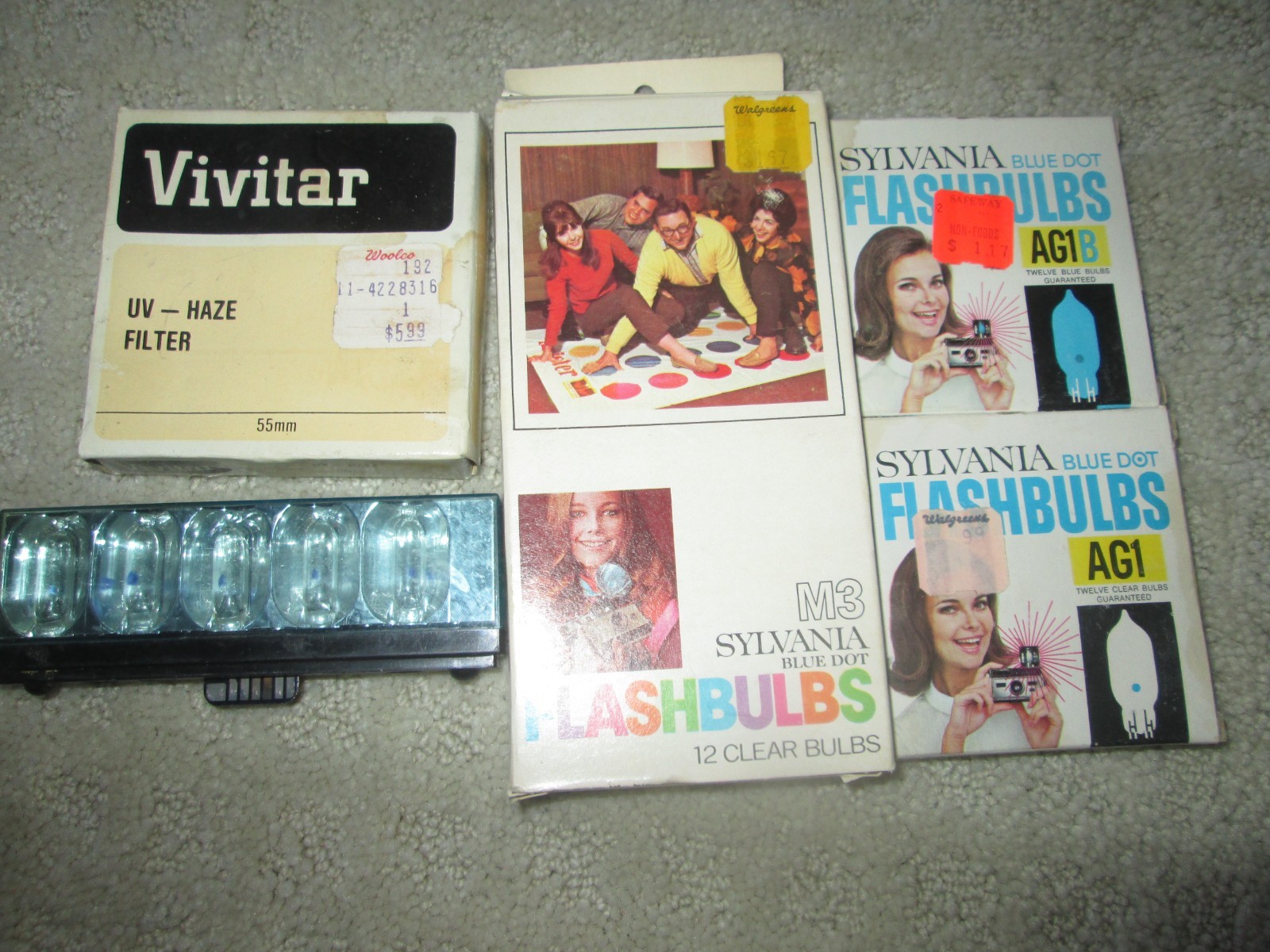Vivitar UV-Haze Filter, Sylvania Blue Dot Flashbulbs AG1B Flash Lot VINTAGE