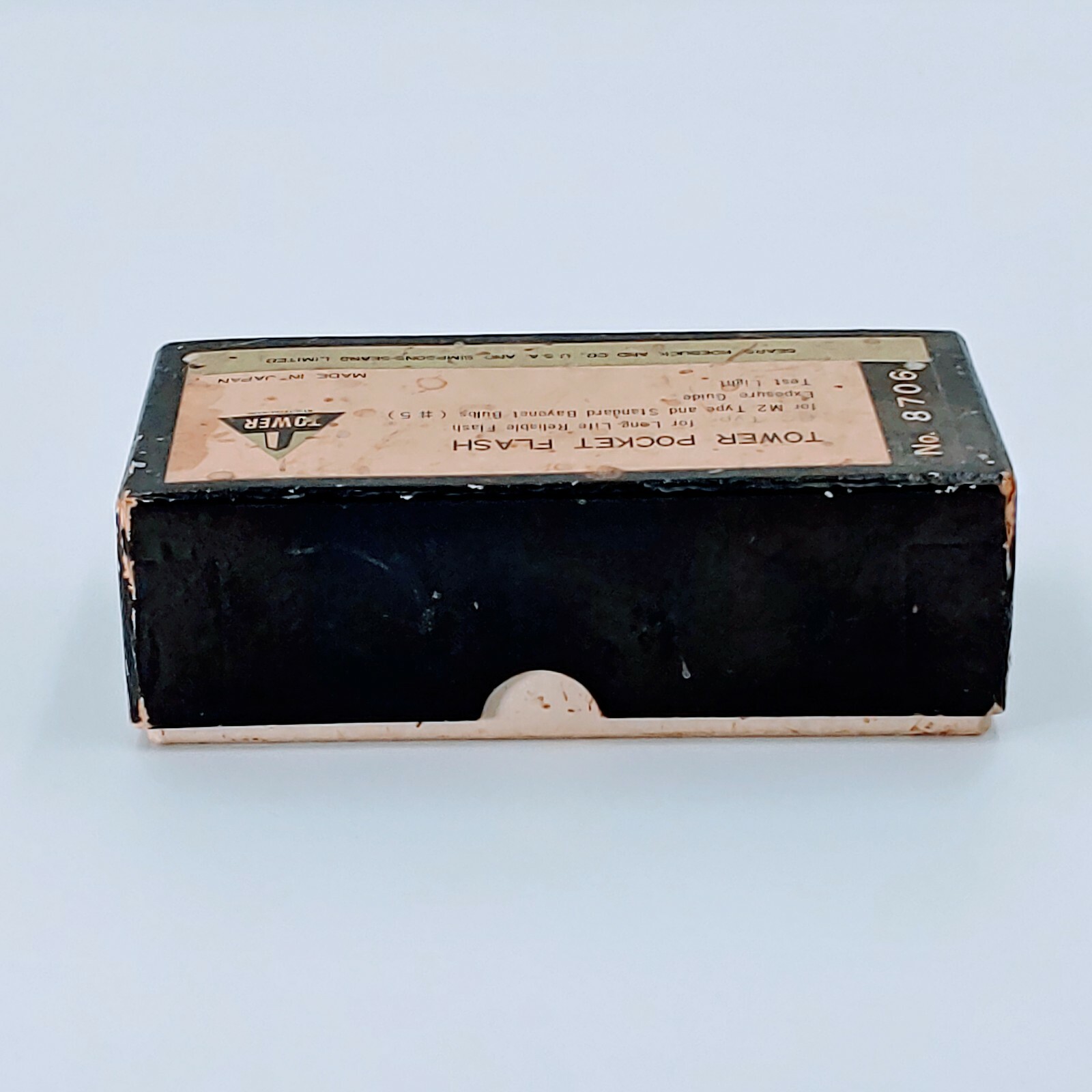 TOWER POCKET FLASH 8706 OLD VINTAGE FILM PHOTOGRAPHY SEARS ROEBUCK REFLECTOR. PO
