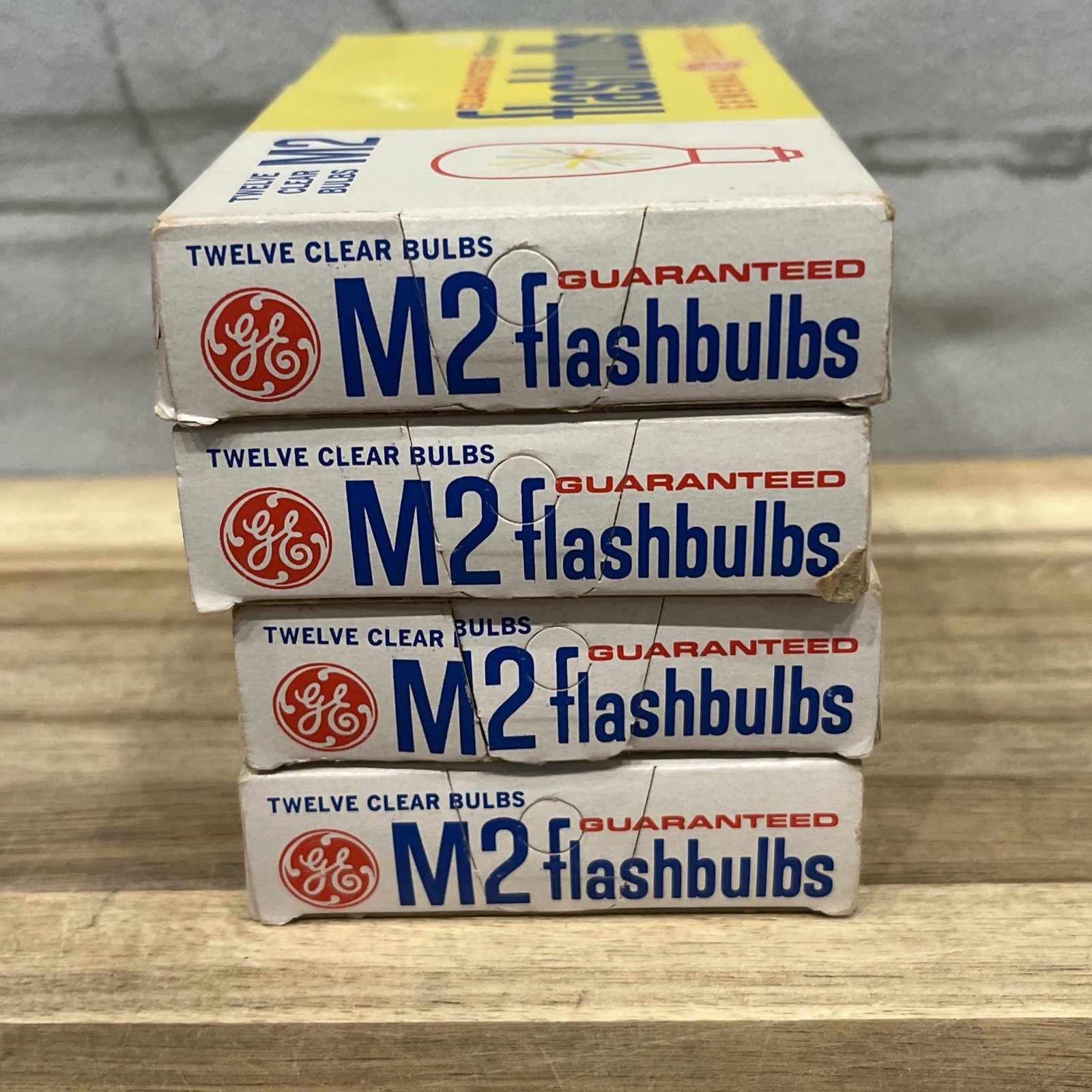 Vintage General Electric M2 GE Guaranteed Rhenium Flashbulbs USA 4 Packs of 12