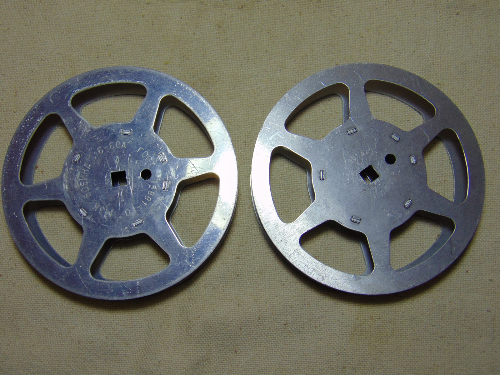 2pc empty 16mm Aluminum Metal film reel 5″ 200ft movie take up 200′