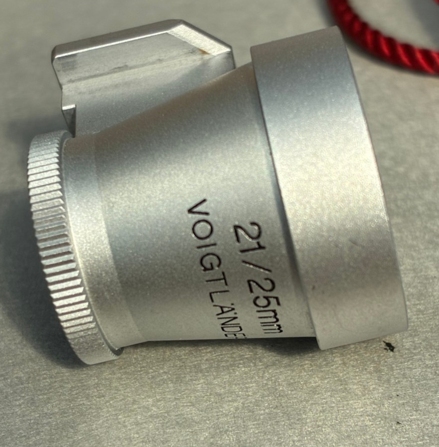 Voigtlander 21/25mm 21mm 25mm Silver View Finder w/Box Case