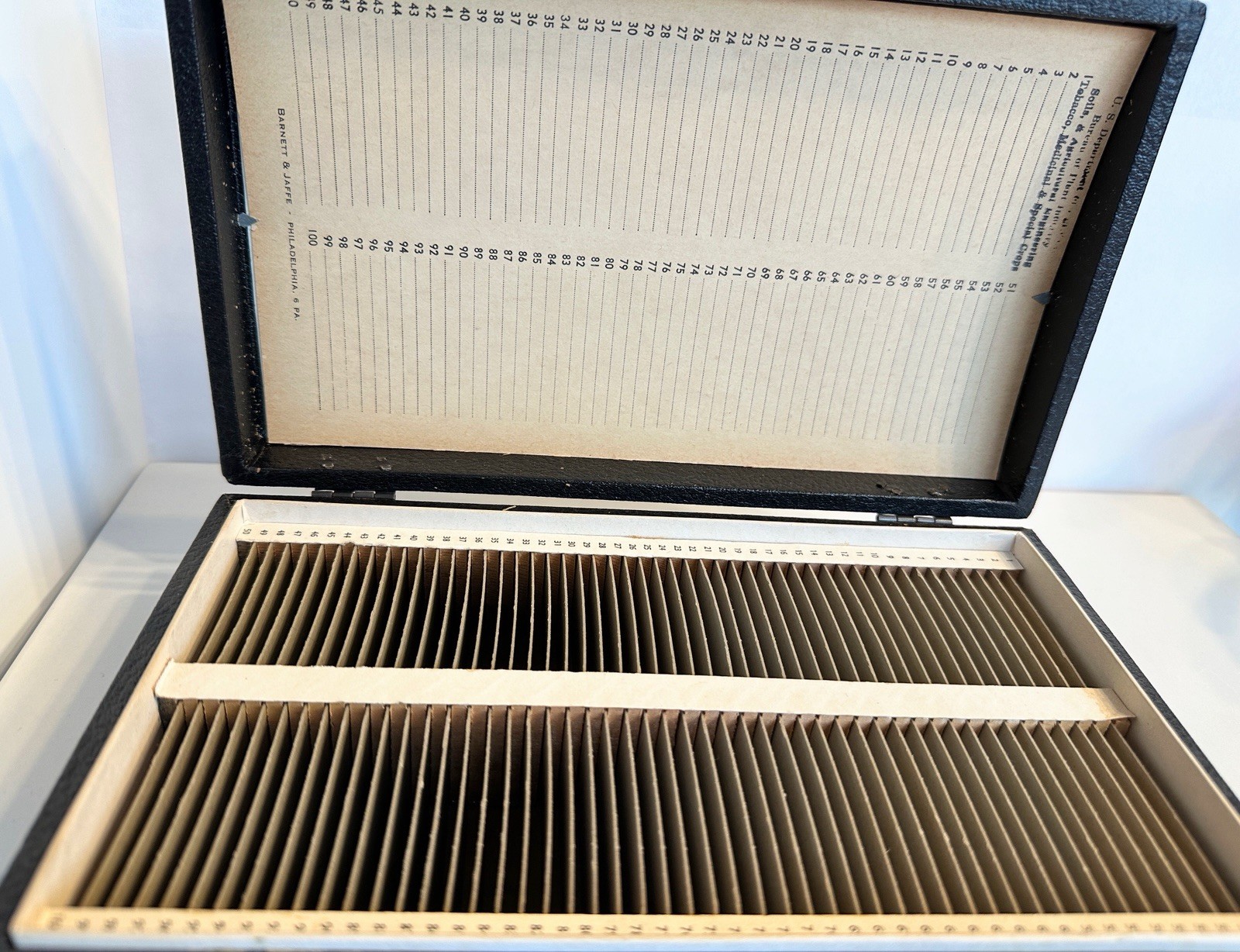 Vintage 35mm Slide Storage Box / Case – Holds 100 35mm Slides / Coins