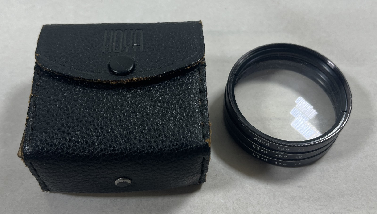 Vintage Hoya Close-Up Lens Filter Kit Set – 49mm +1 +2 +3 – With Leather Case