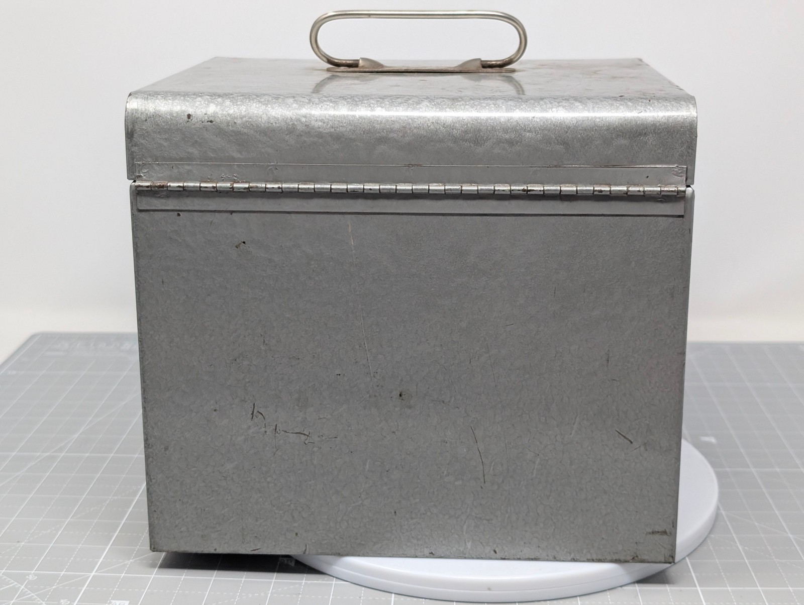 VTG Logan Deluxe Metal 8mm Film Chest 12 Slots Box Storage + 11 Reels & Cases