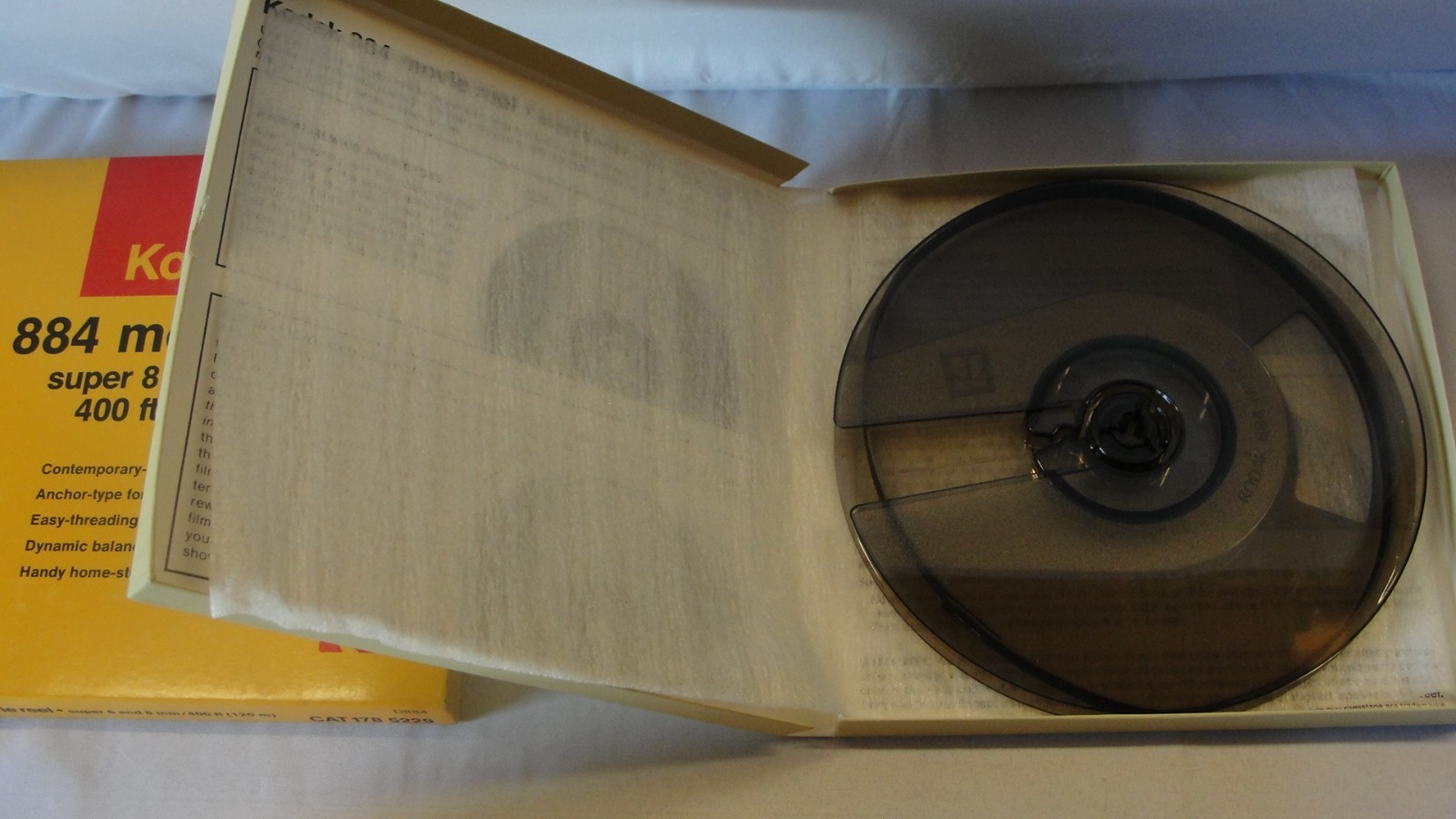NEW LOT of 4 Kodak 884 Movie Reels Super 8 and 8mm 400ft mint & 1–200ft