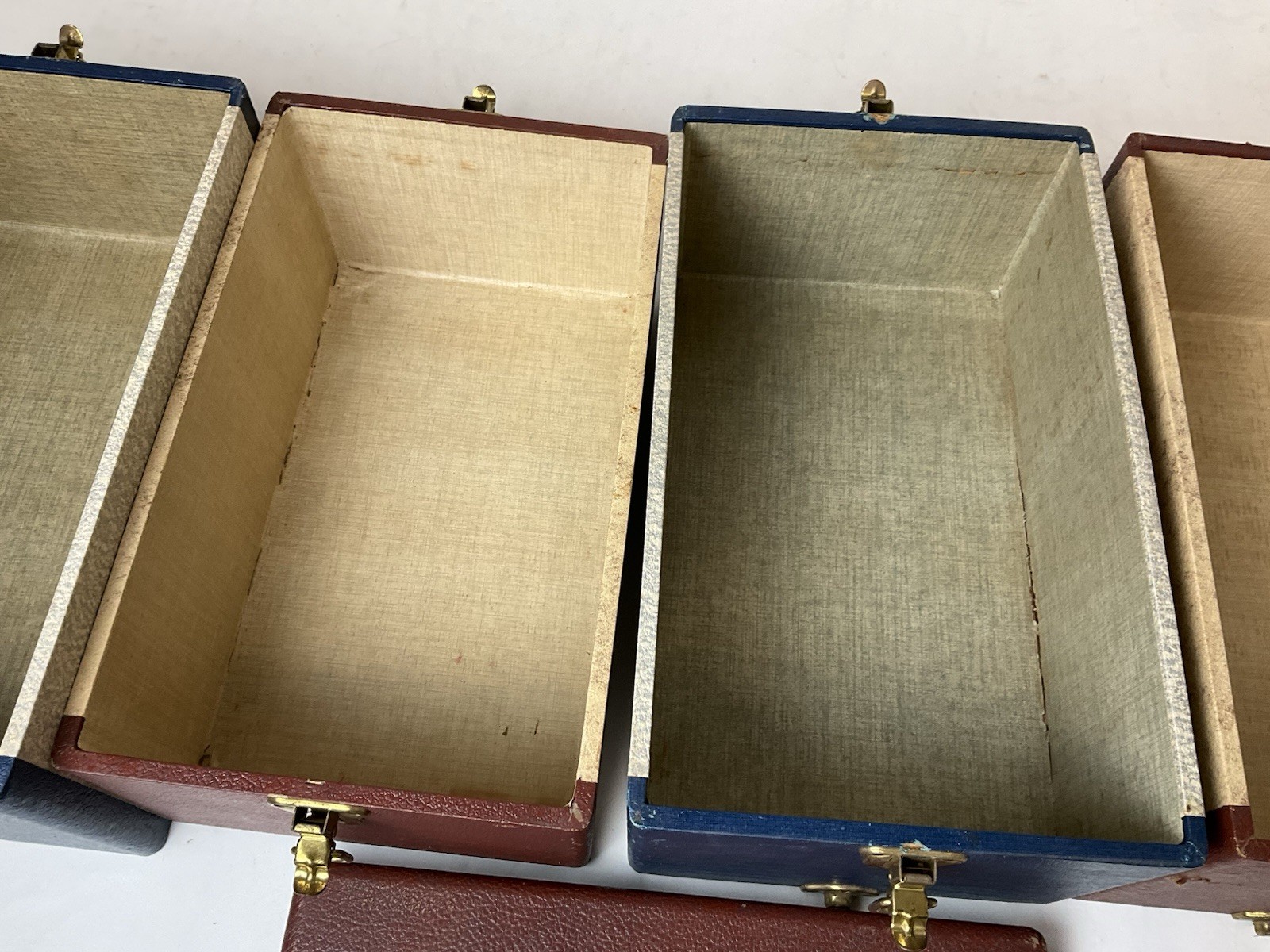 Vintage Barnett & Jaffe Baja Slide Carrying Case Red Blue 4 Level Stackable