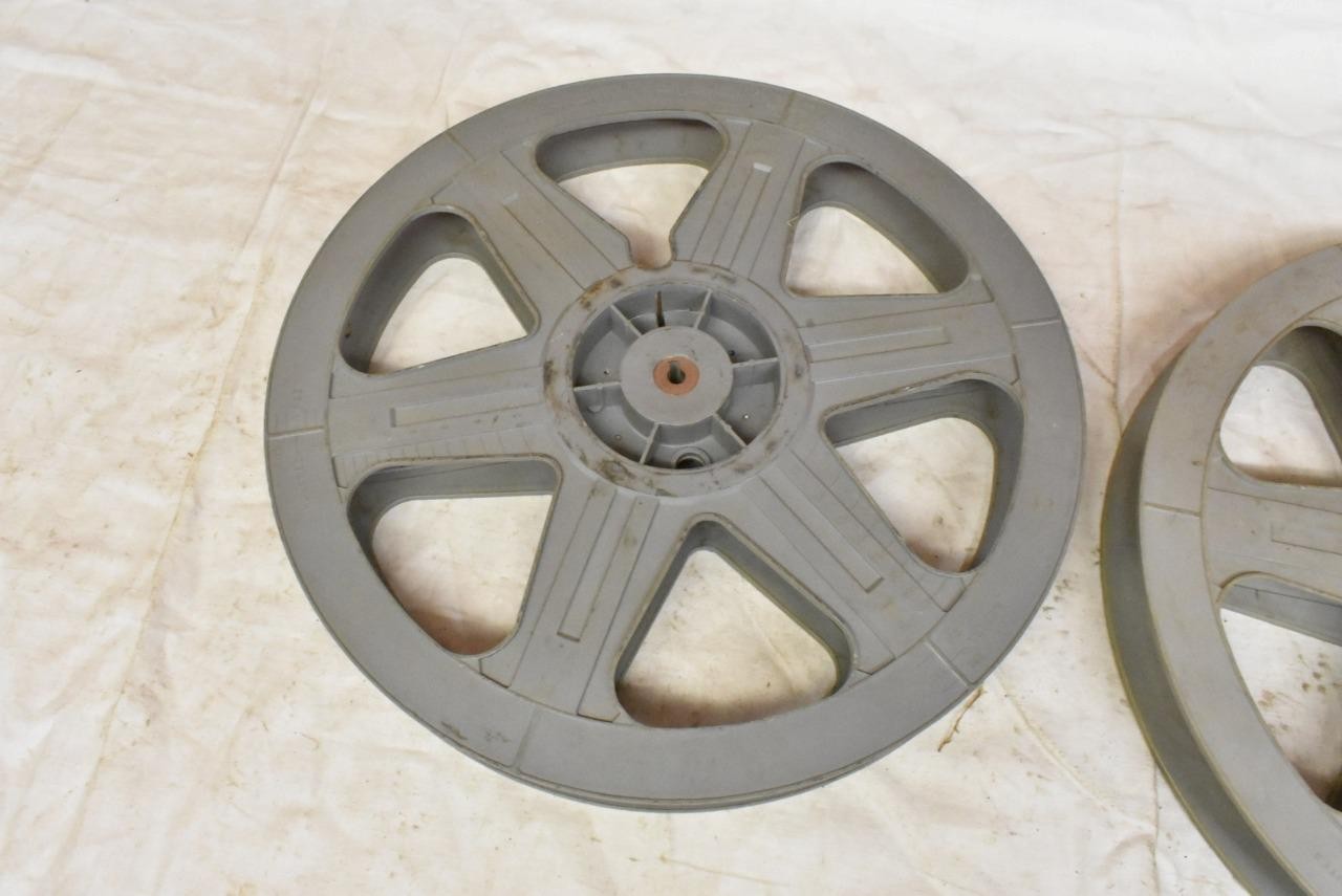 Lot of 5 Vintage 35 mm Movie Theater Film Reel Plastic 14.5″ Plio Magic