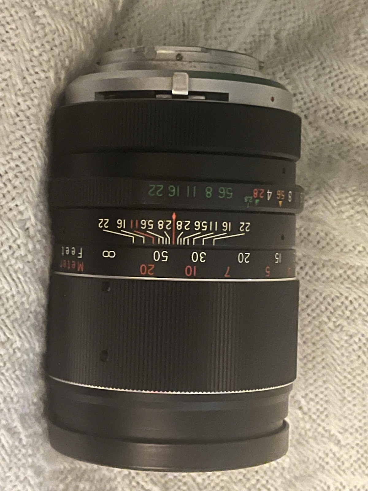 Vivitar Auto 135mm, f/2.8. Basic Auto Telephoto Lens W/ Retractable Hood
