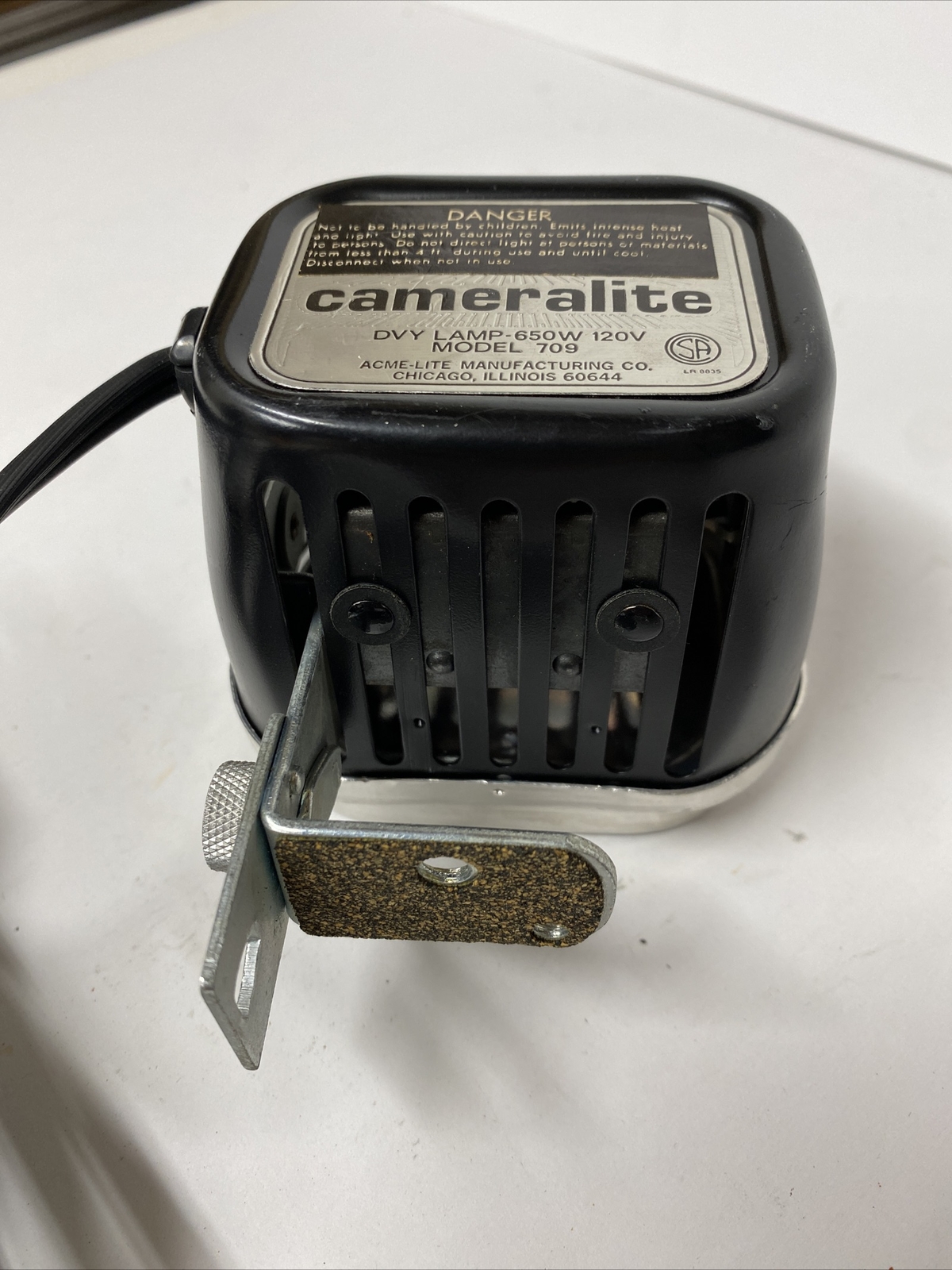 VINTAGE ACME CAMERALITE DVY LAMP 650 WATT 120V MODEL 709