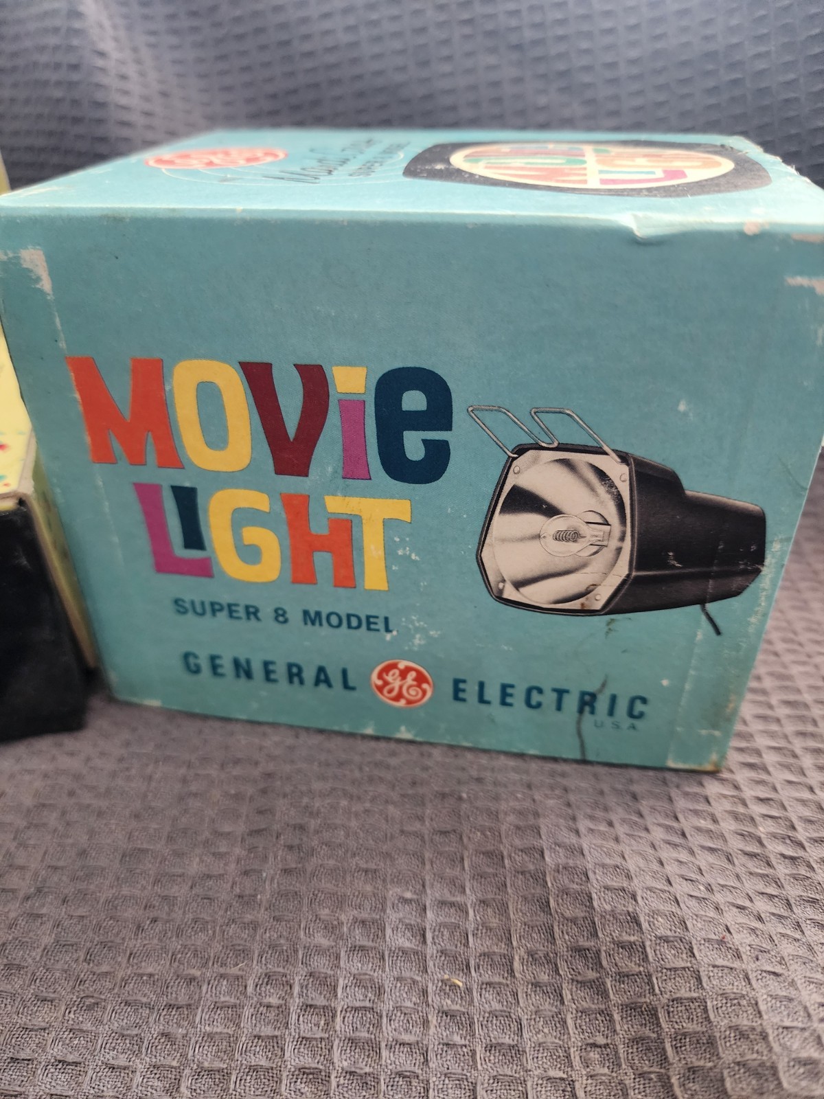 GE Mardi Gras Movie Light Super 8 Model w/ Box Vintage Works!